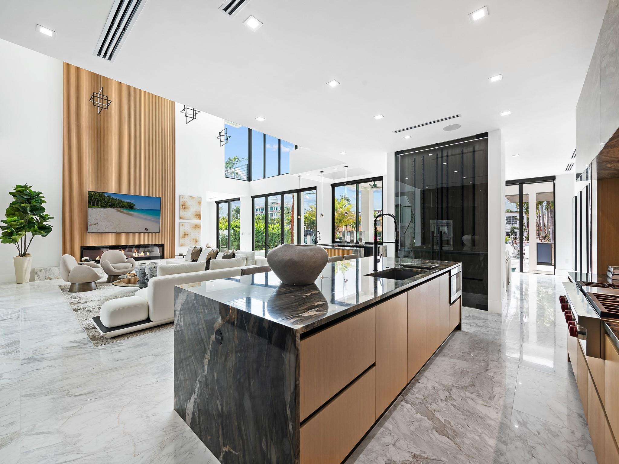 111 Fiesta, Fort Lauderdale FL 33301