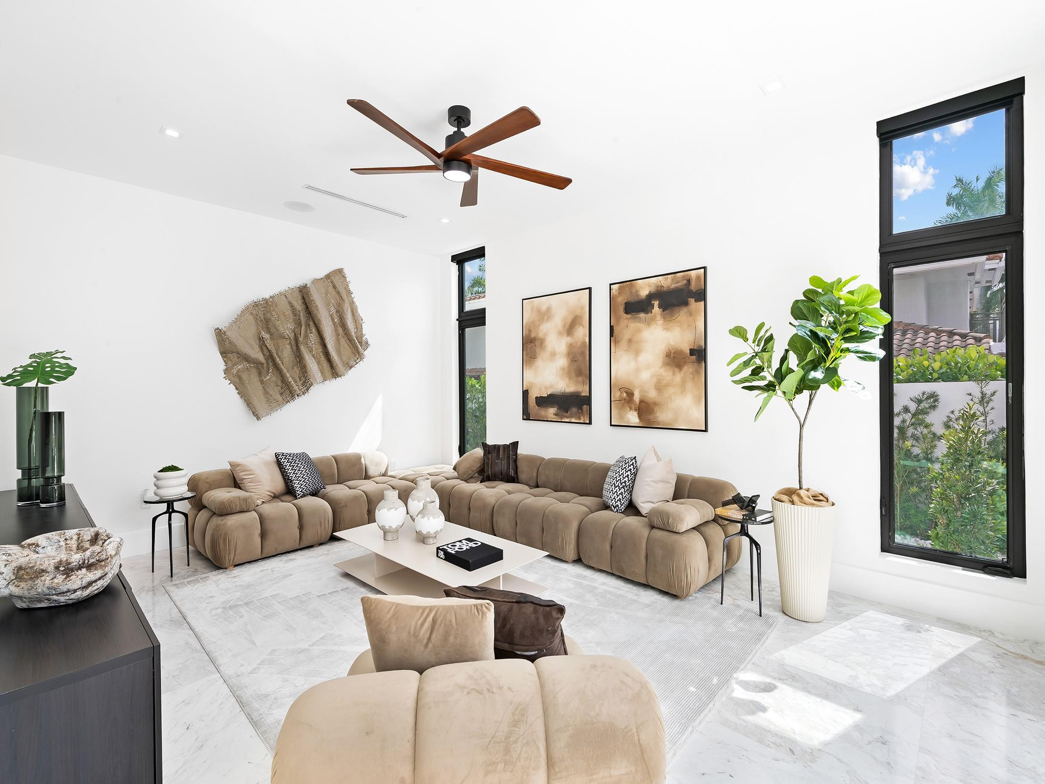 111 Fiesta, Fort Lauderdale FL 33301