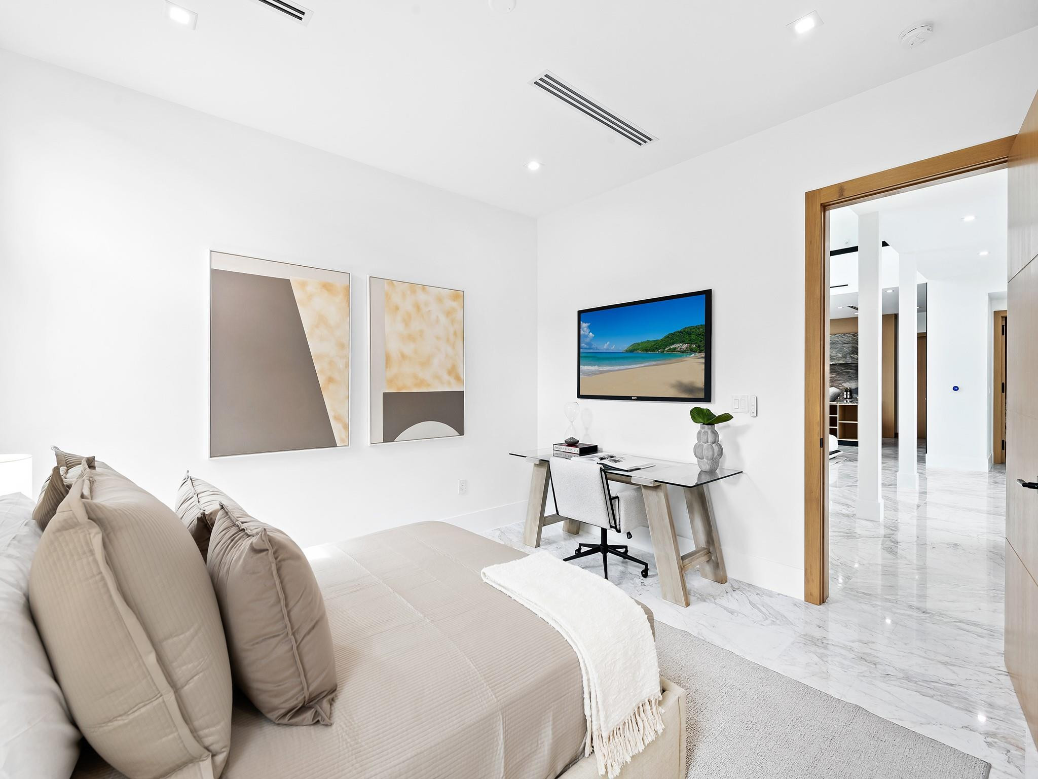 111 Fiesta, Fort Lauderdale FL 33301
