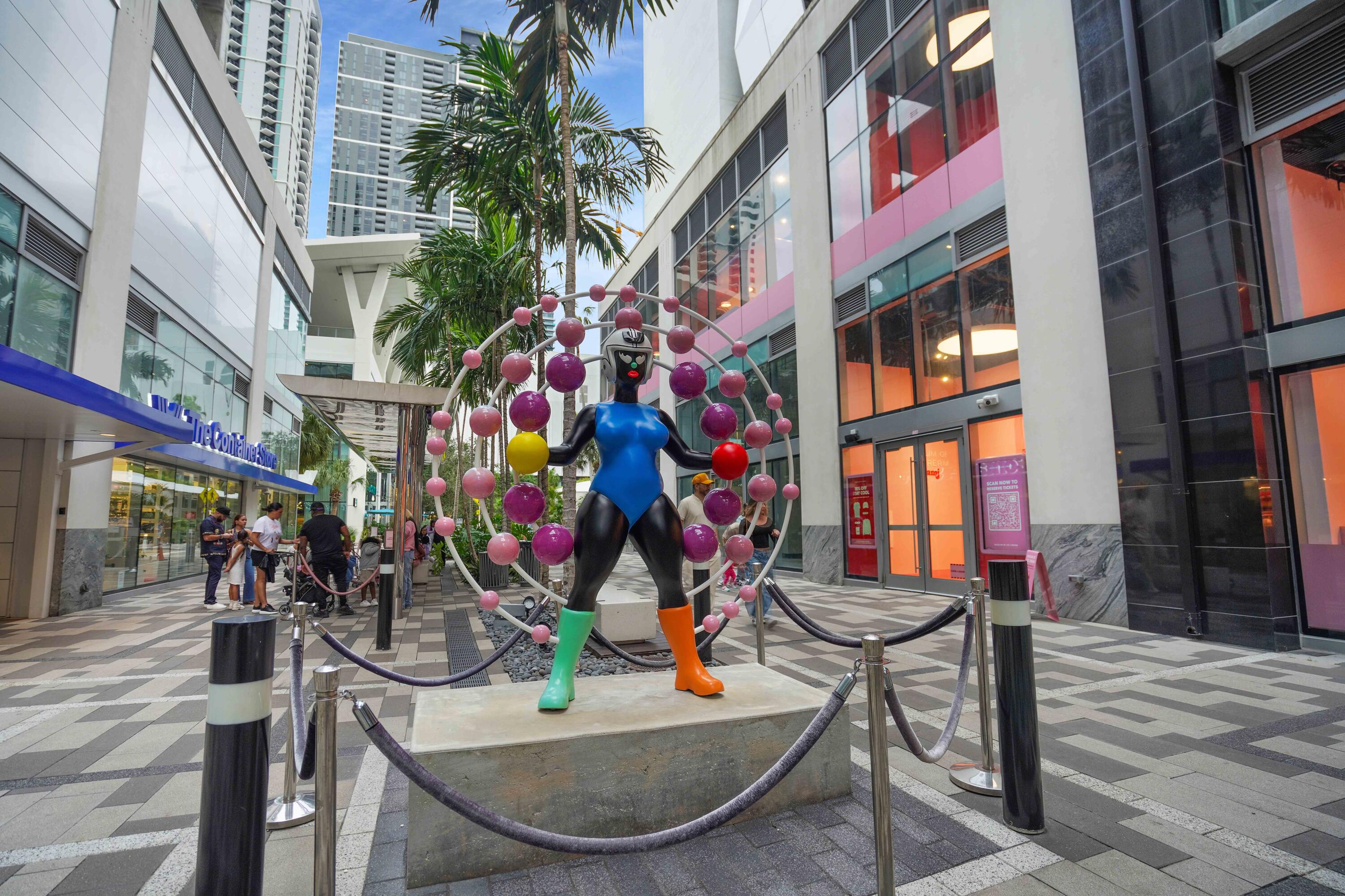 851 NE 1st #812, Miami FL 33132