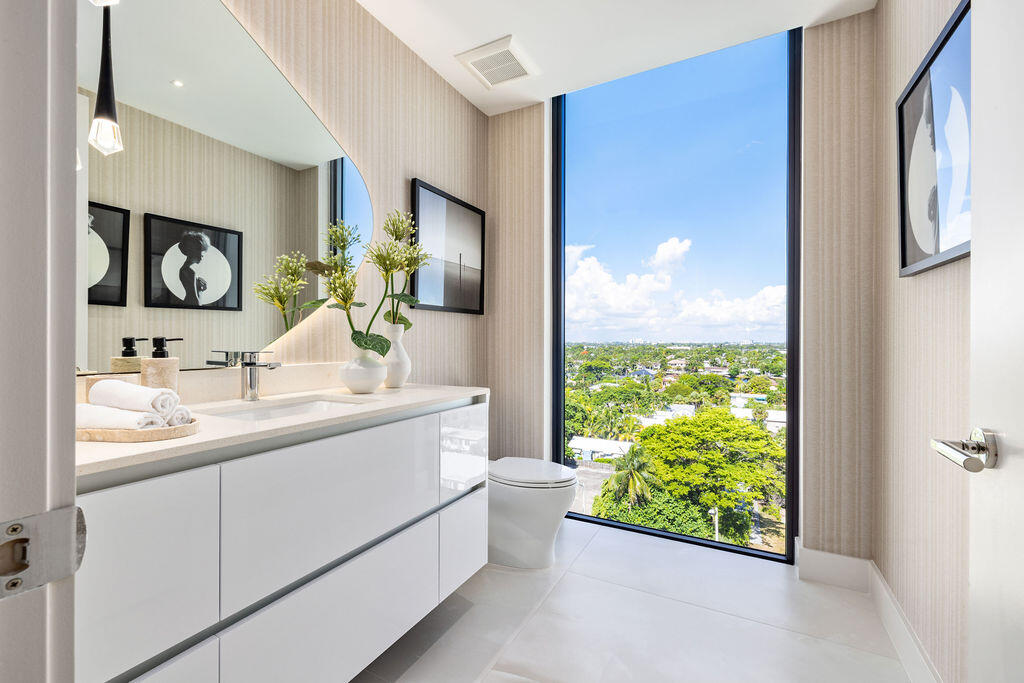 305 Briny #Ph 806, Pompano Beach FL 33062