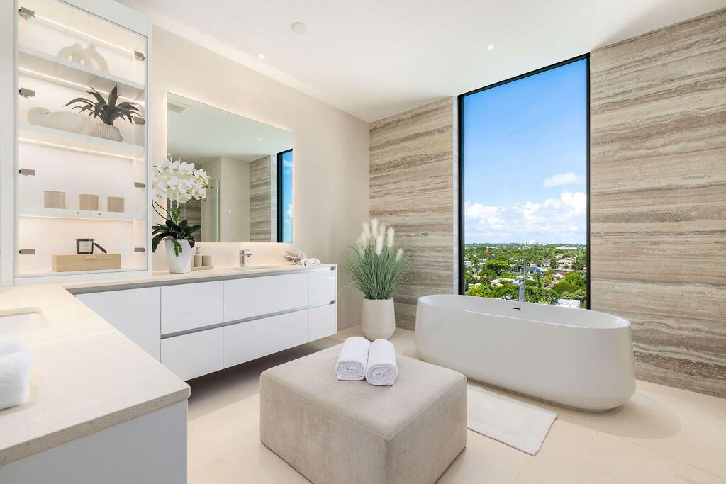 305 Briny #Ph 806, Pompano Beach FL 33062