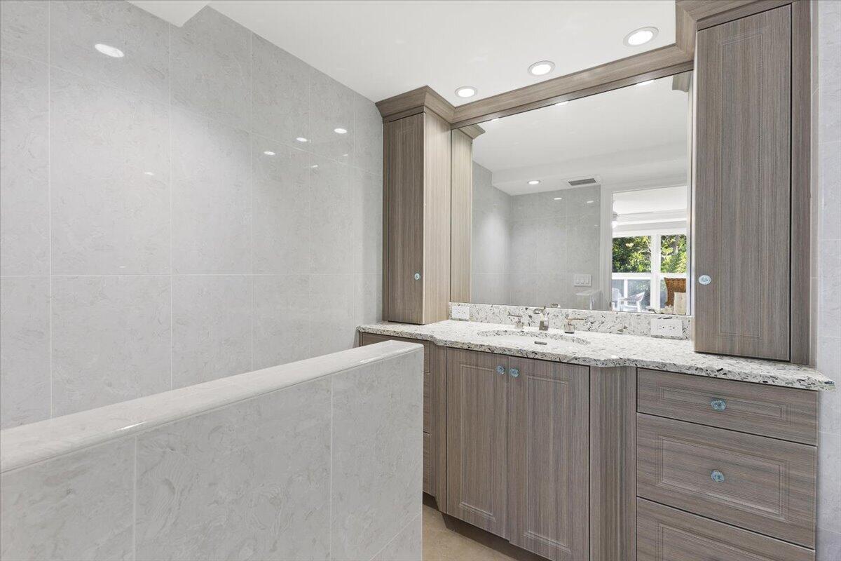 4605 S Ocean Boulevard #3b, Highland Beach FL 33487