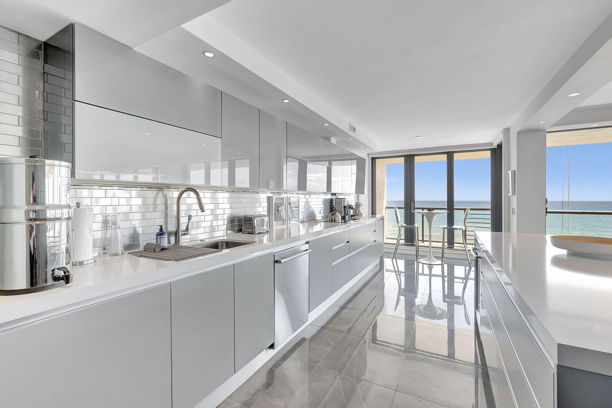 2727 S Ocean #403, Highland Beach FL 33487