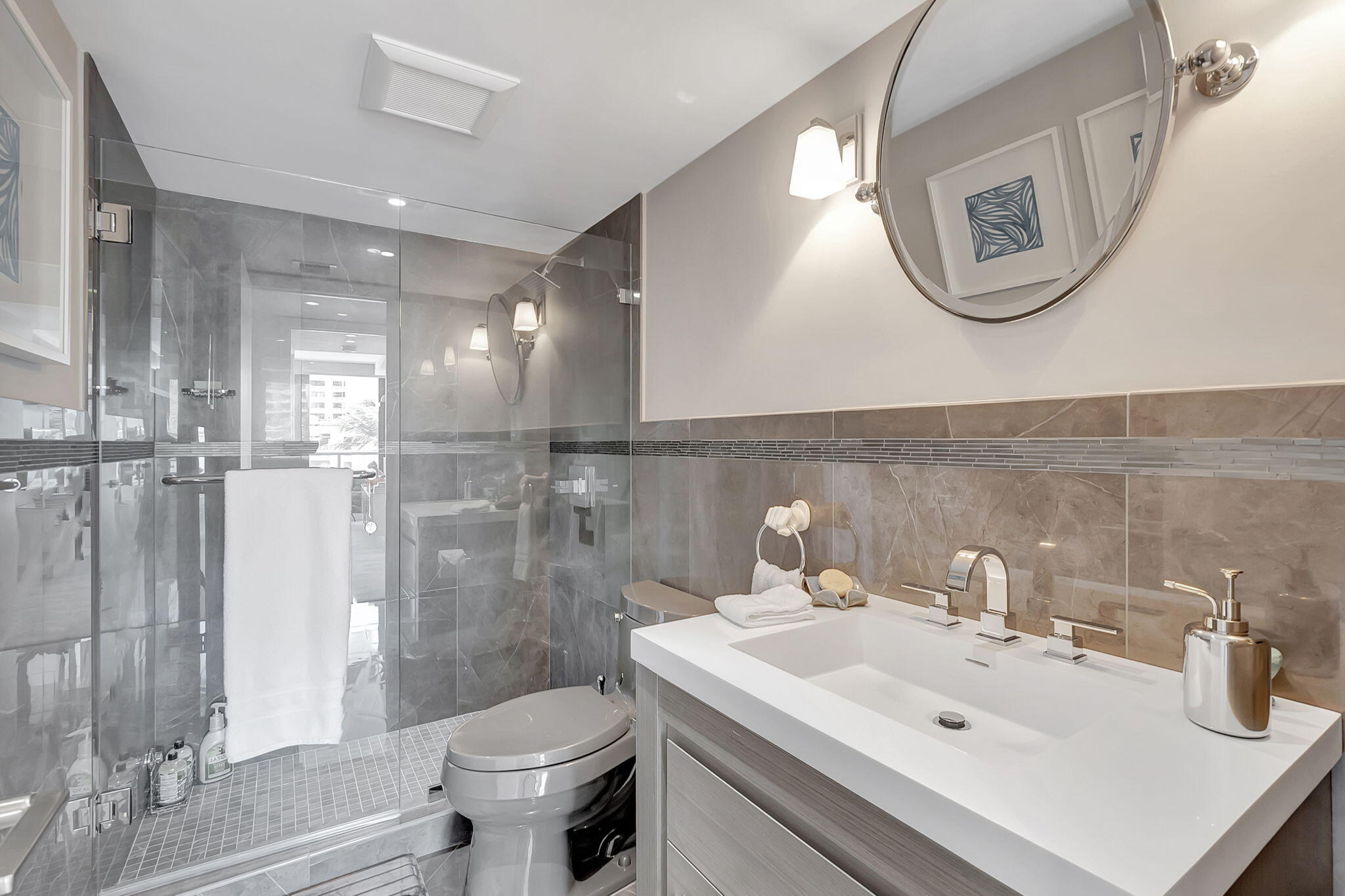 2727 S Ocean #403, Highland Beach FL 33487