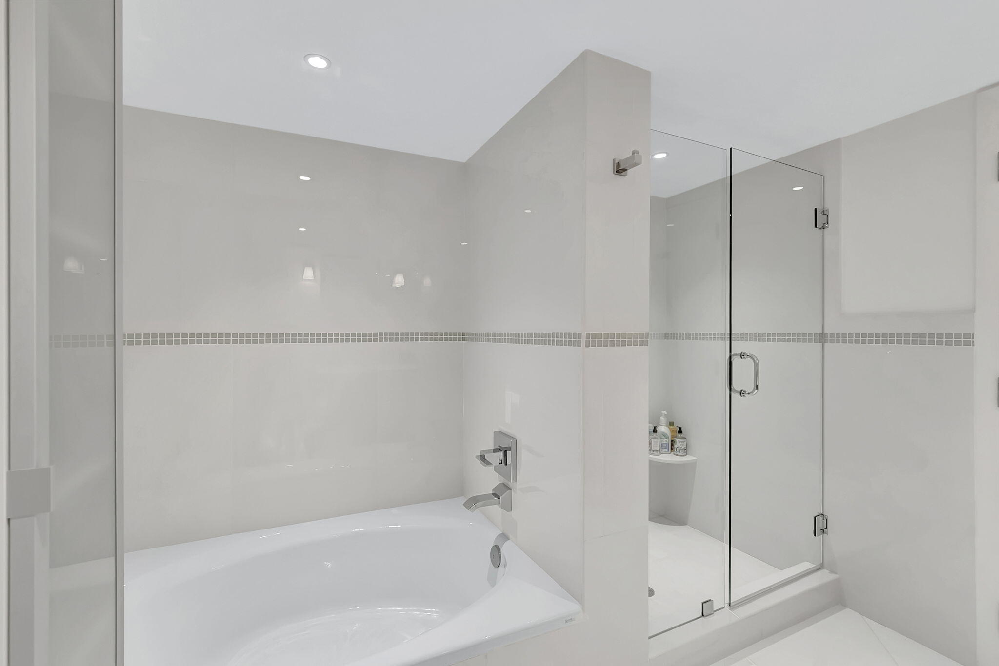 2727 S Ocean #403, Highland Beach FL 33487