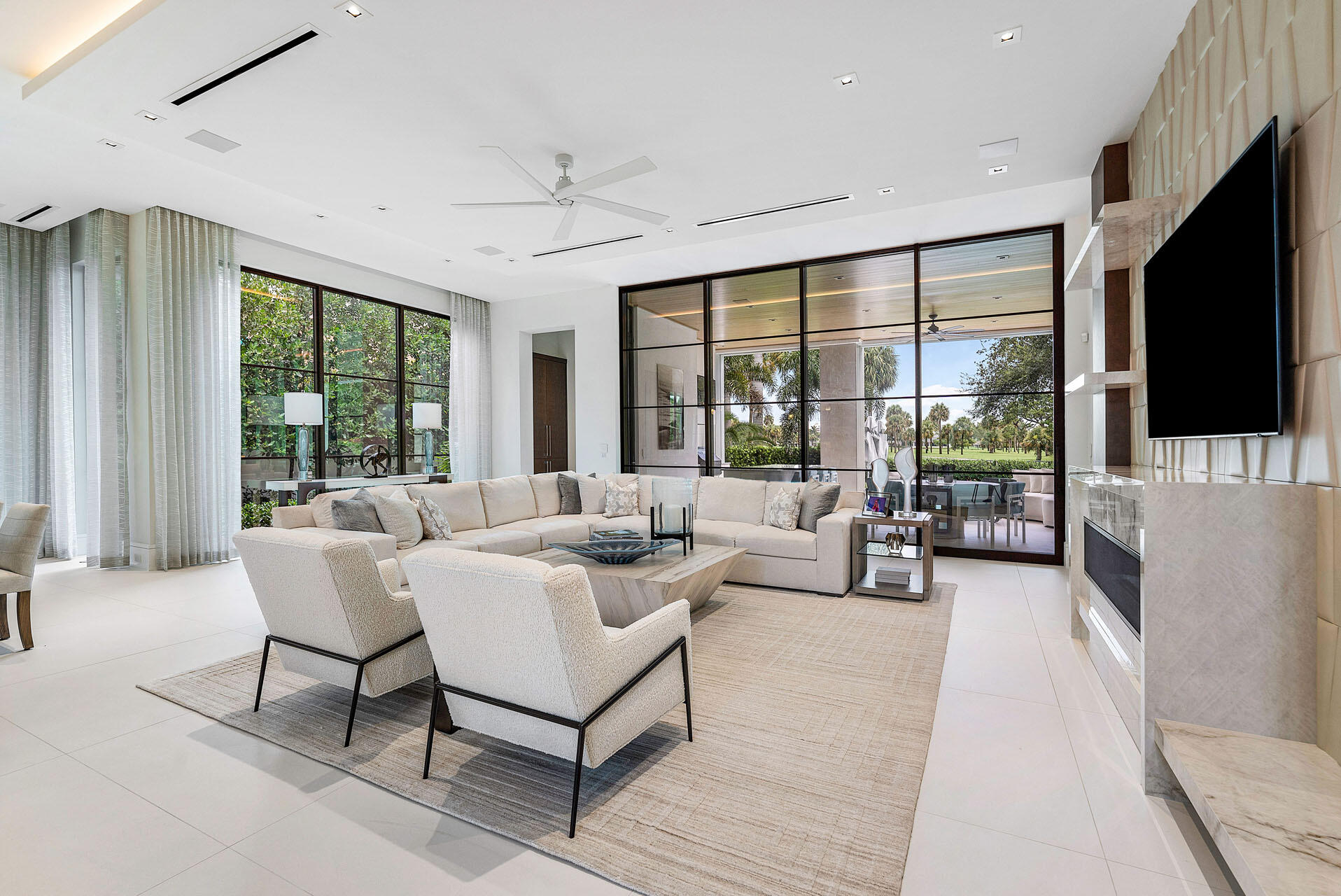 471 Royal Palm, Boca Raton FL 33432