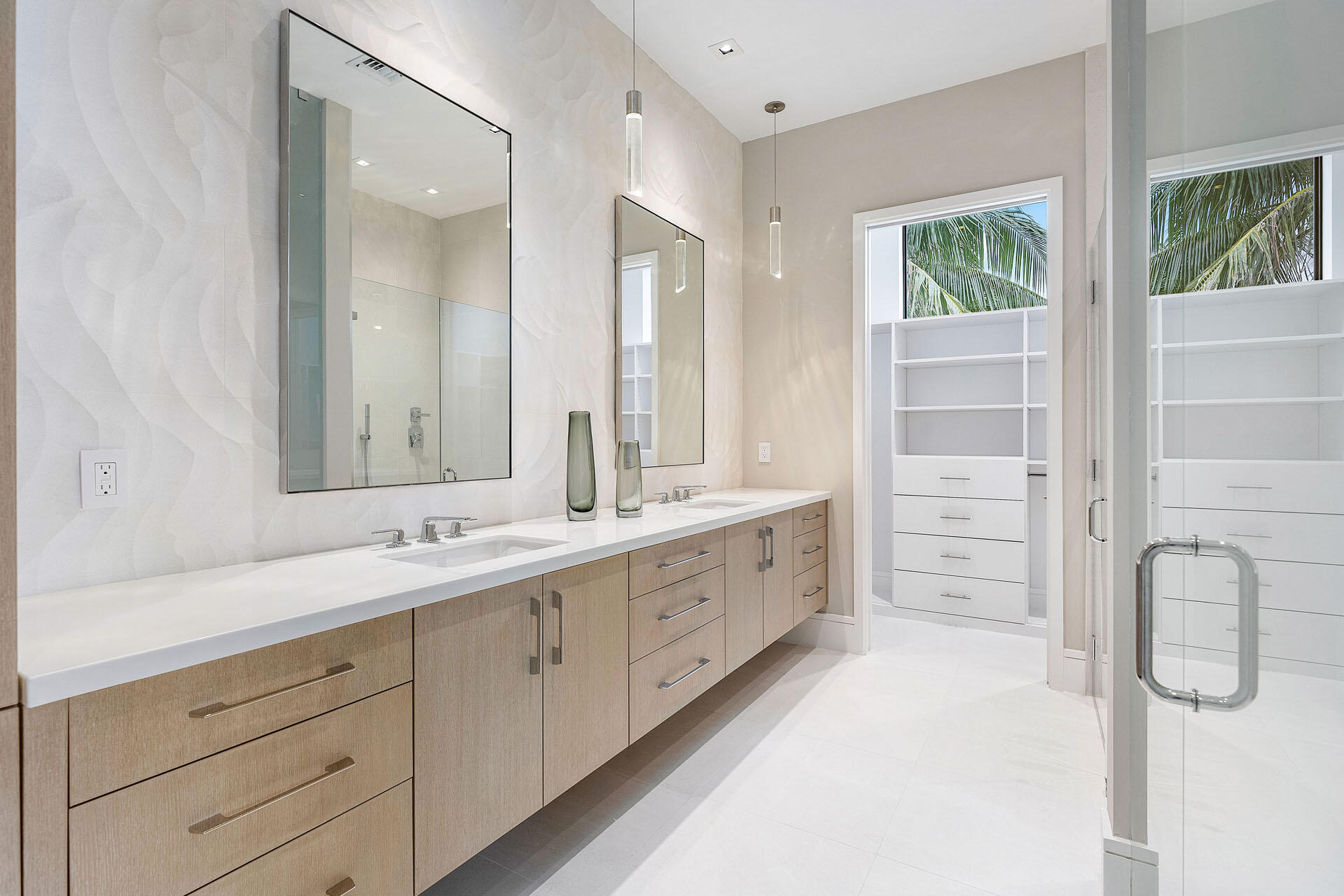 471 Royal Palm, Boca Raton FL 33432