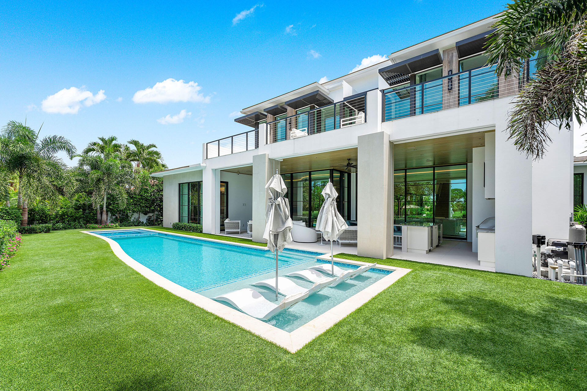 471 Royal Palm, Boca Raton FL 33432