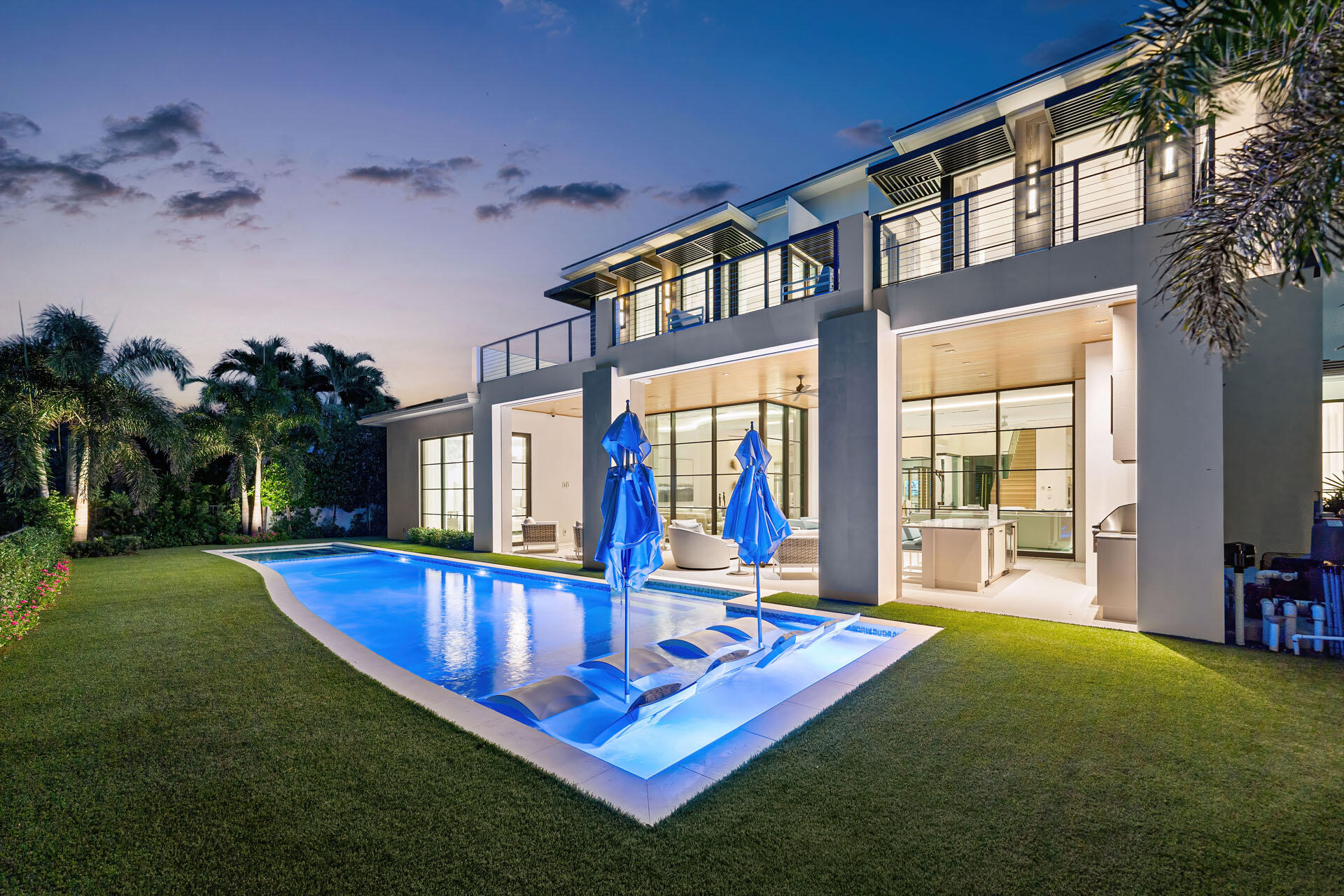 471 Royal Palm, Boca Raton FL 33432