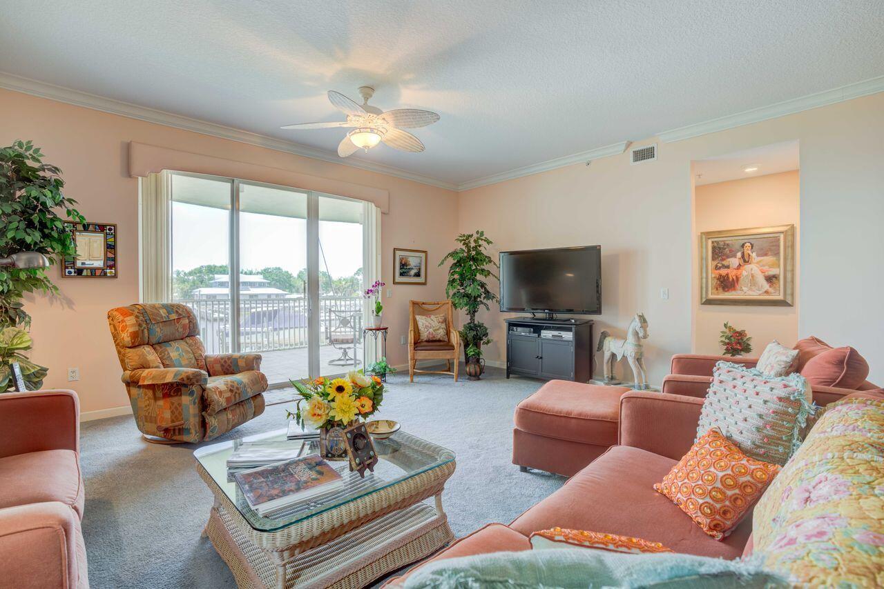 1160 SW Chapman #202, Palm City FL 34990