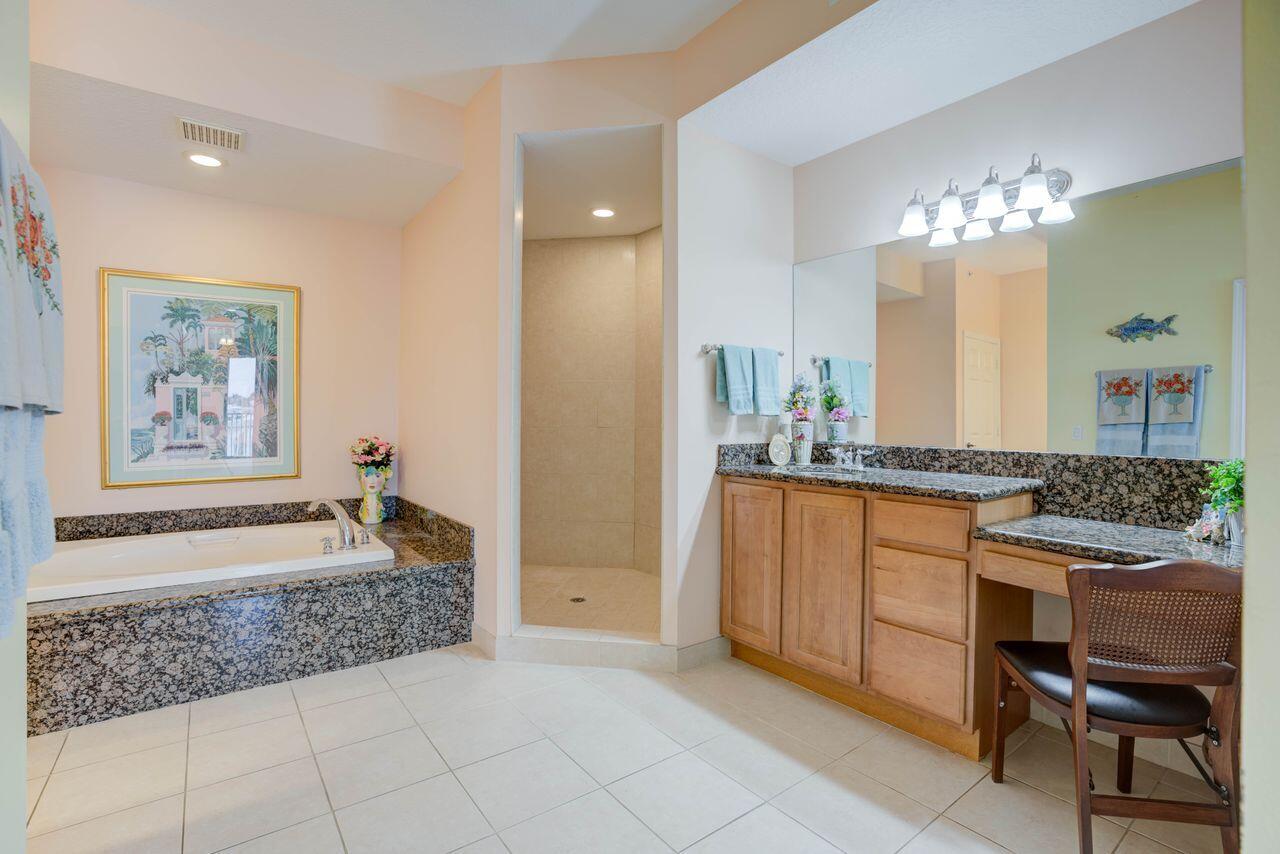 1160 SW Chapman #202, Palm City FL 34990