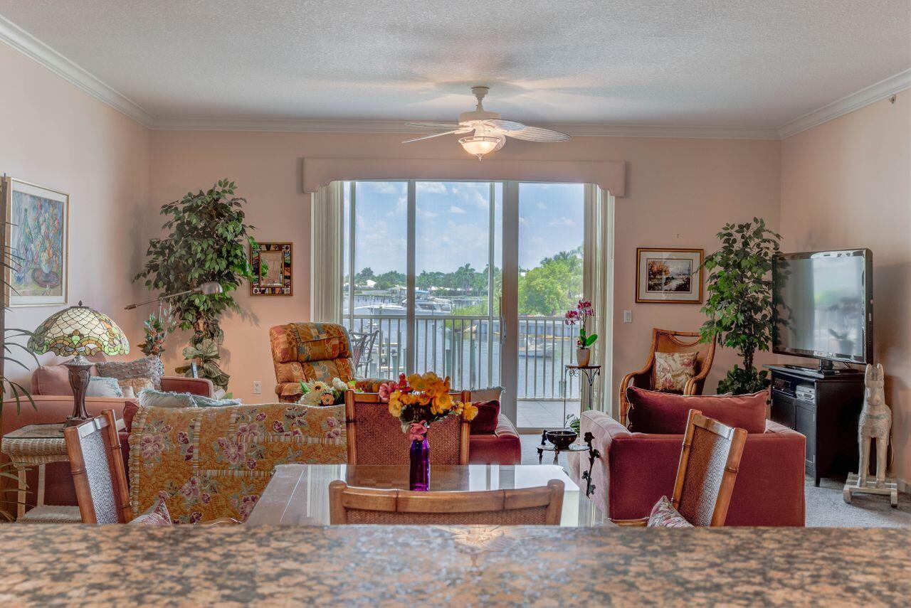 1160 SW Chapman #202, Palm City FL 34990