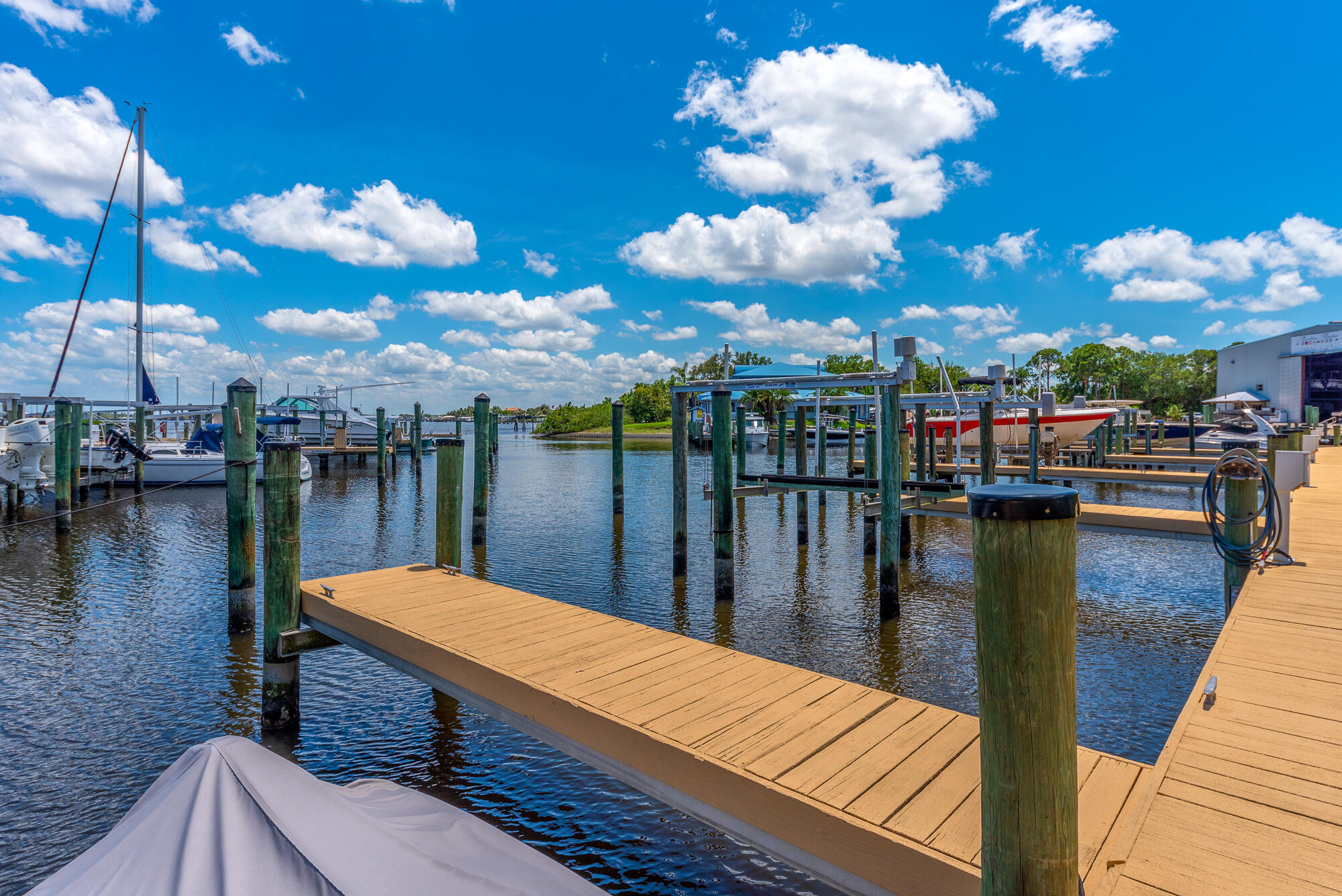 1160 SW Chapman #202, Palm City FL 34990