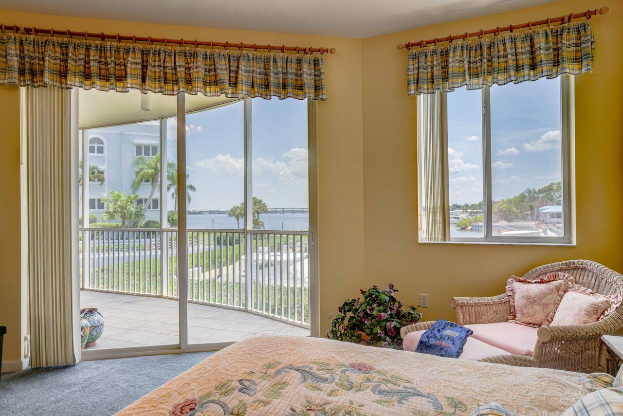 1160 SW Chapman #202, Palm City FL 34990