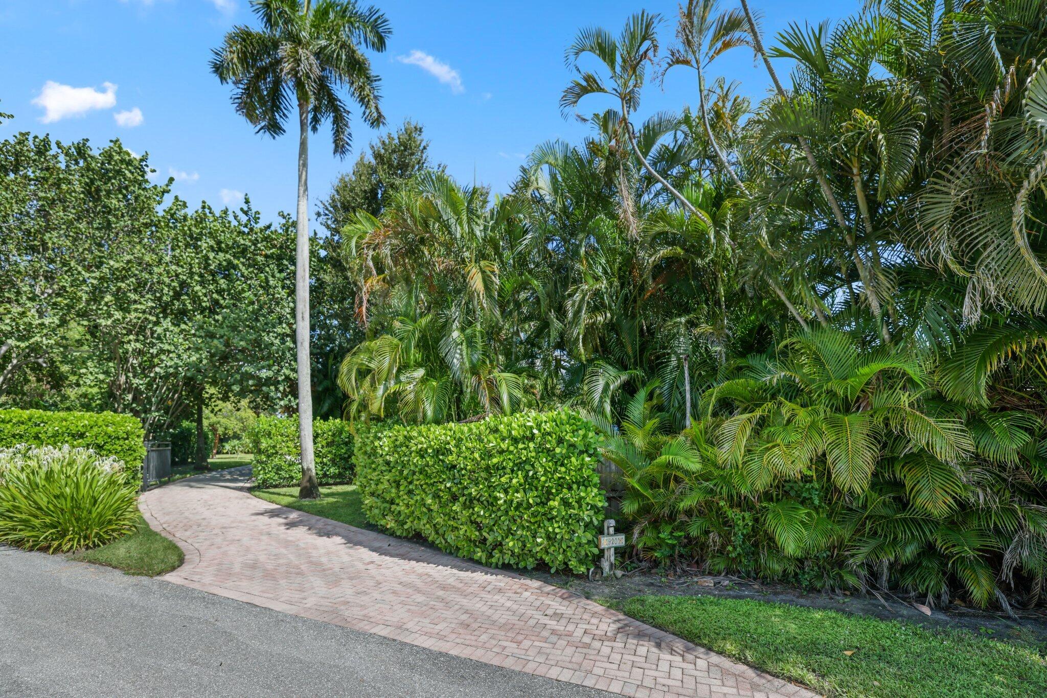 920 Hibiscus, Delray Beach FL 33444
