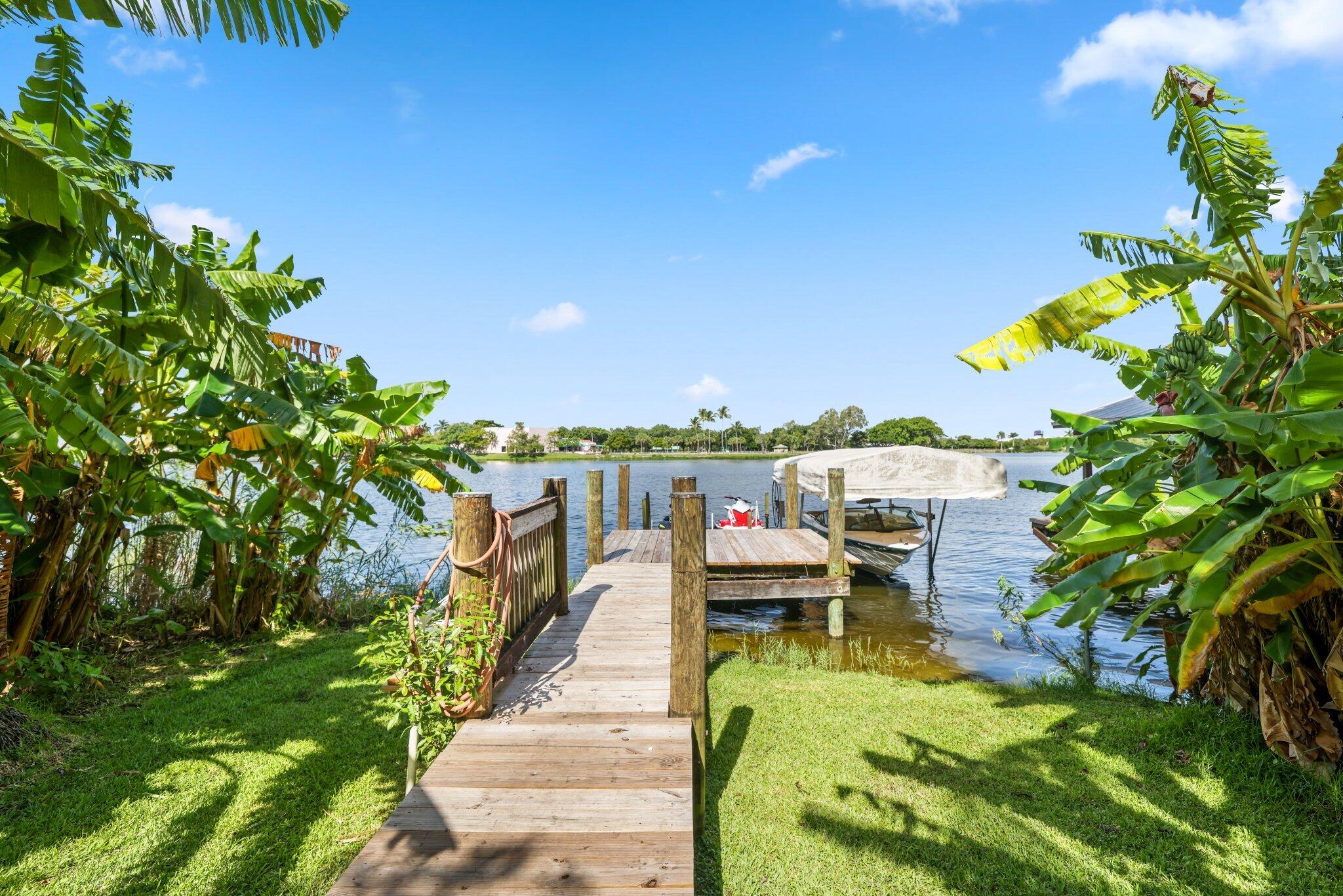 920 Hibiscus, Delray Beach FL 33444