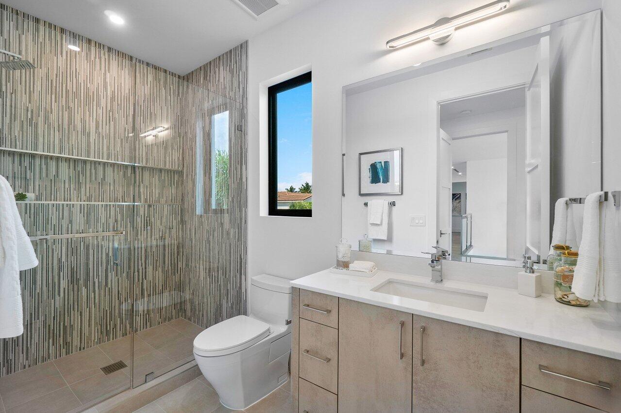 2737 NE 18th, Fort Lauderdale FL 33305