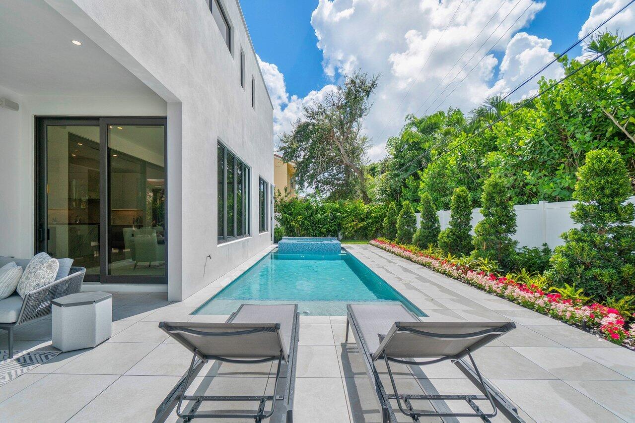 2737 NE 18th, Fort Lauderdale FL 33305