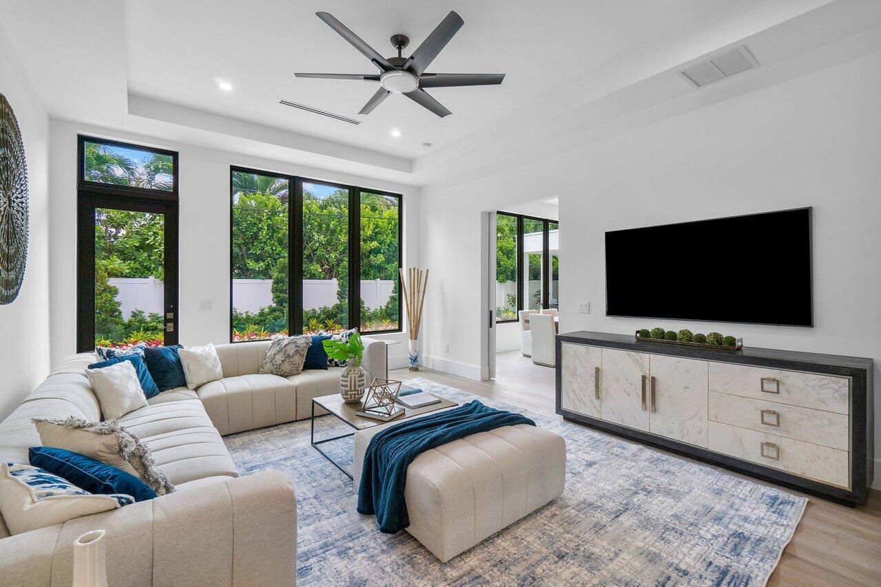 2737 NE 18th, Fort Lauderdale FL 33305