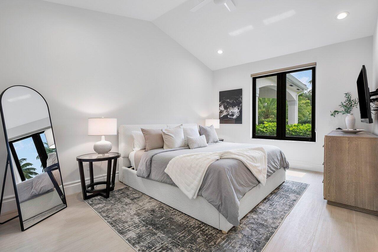 21677 El Bosque, Boca Raton FL 33428