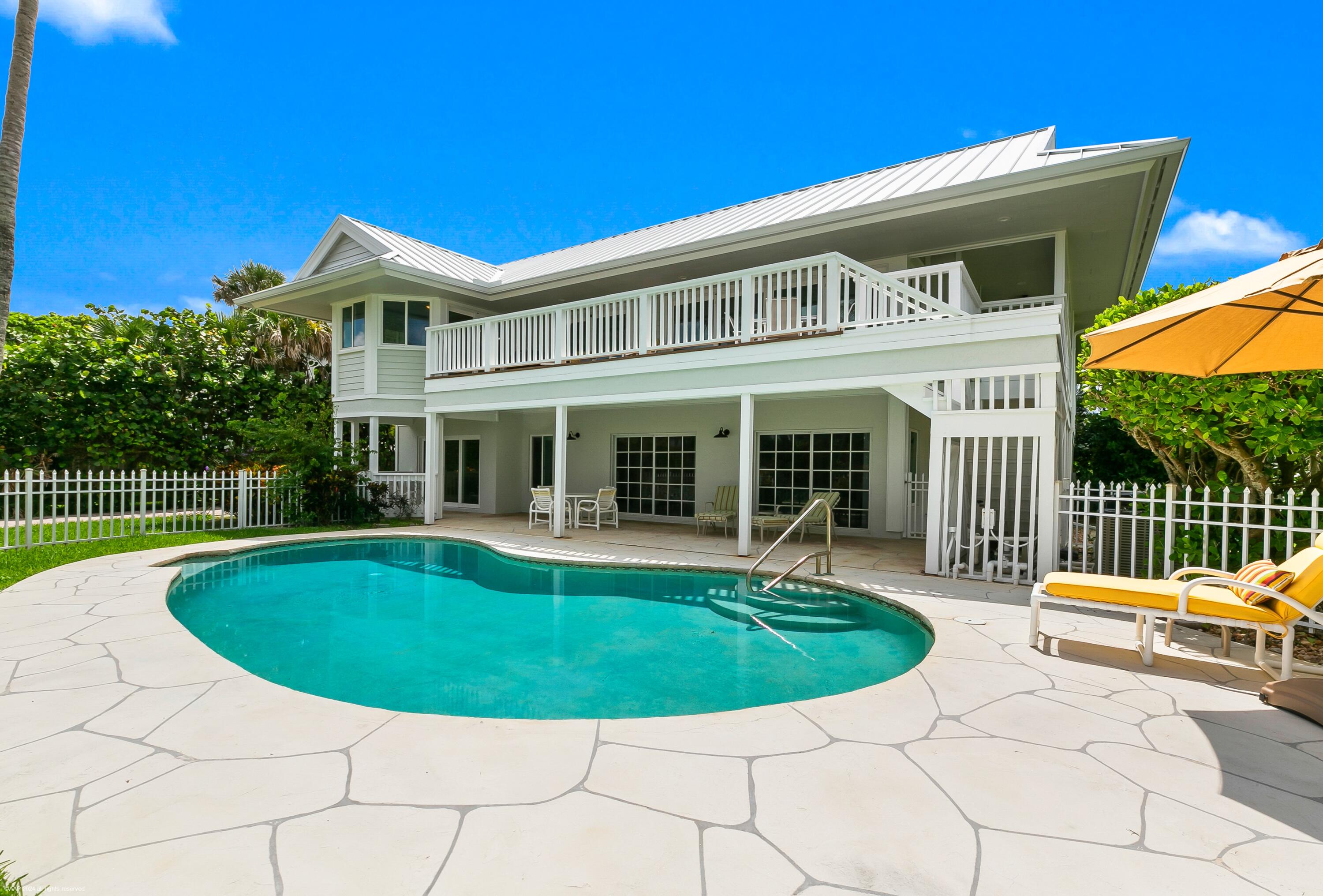 162 N Beach, Jupiter Island FL 33455