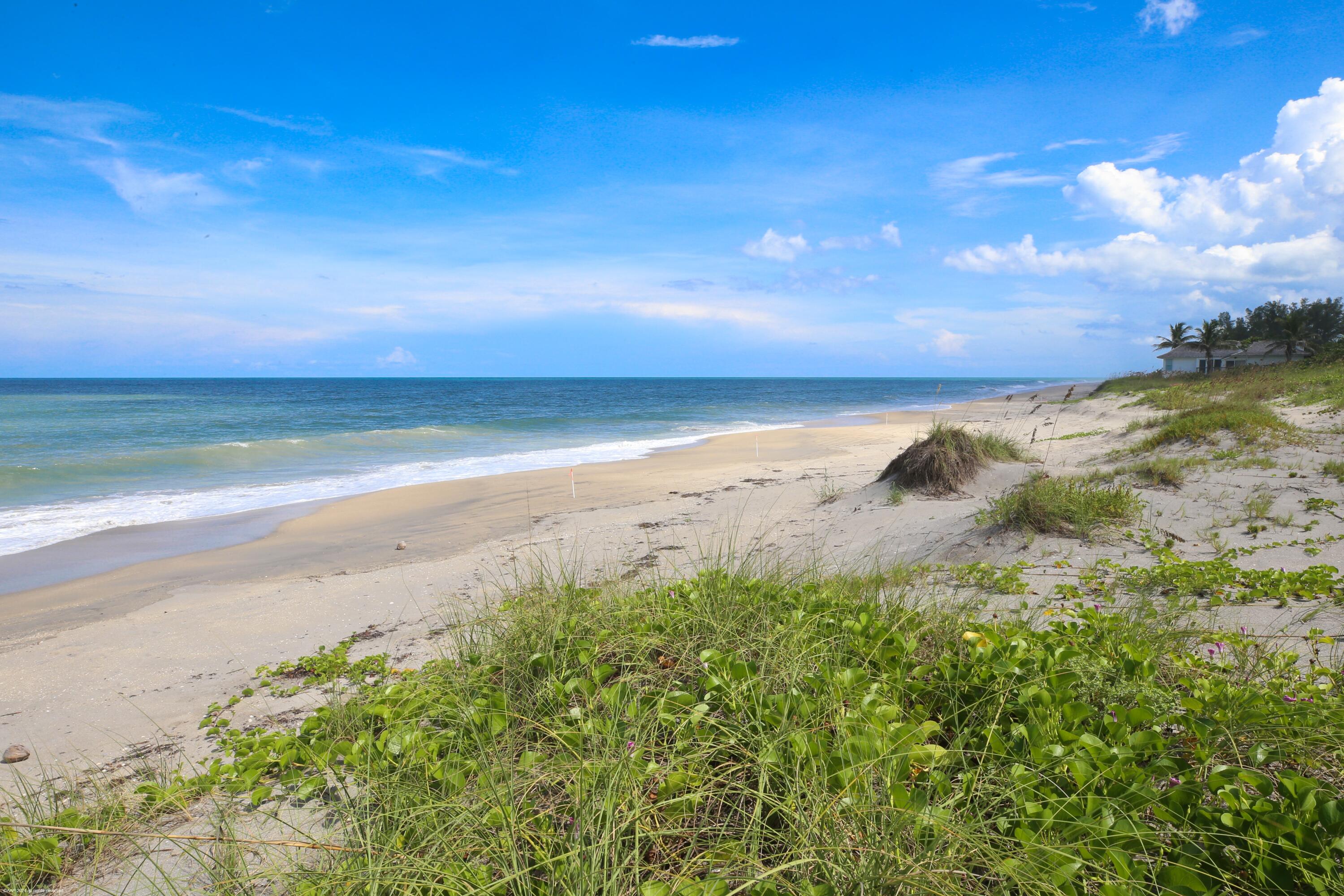 162 N Beach, Jupiter Island FL 33455