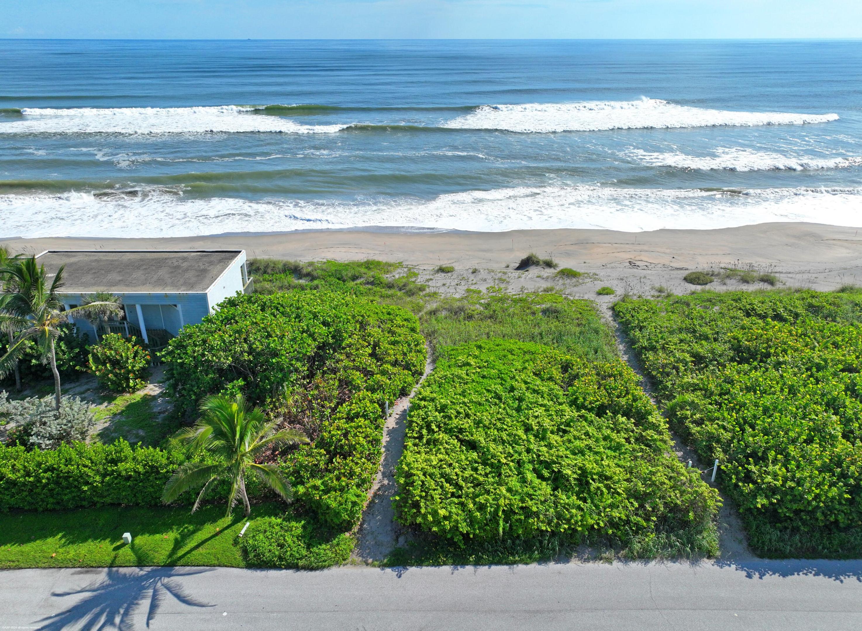 162 N Beach, Jupiter Island FL 33455