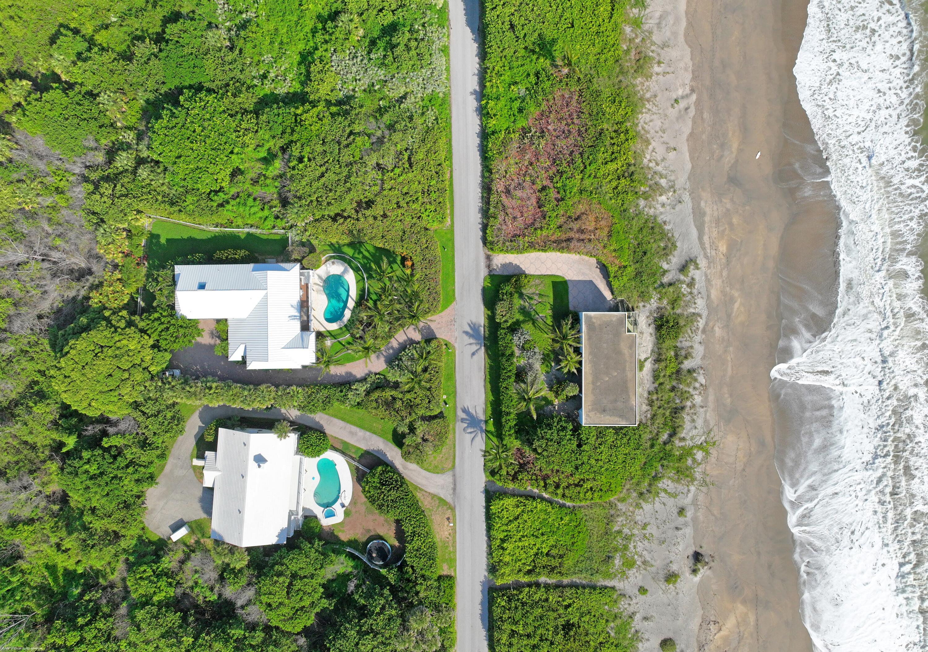 162 N Beach, Jupiter Island FL 33455