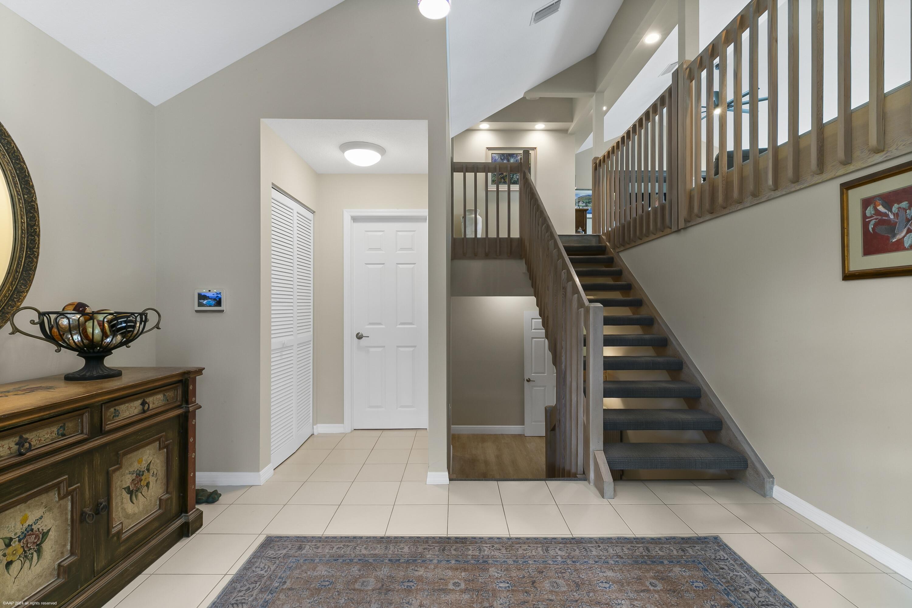 162 N Beach, Jupiter Island FL 33455