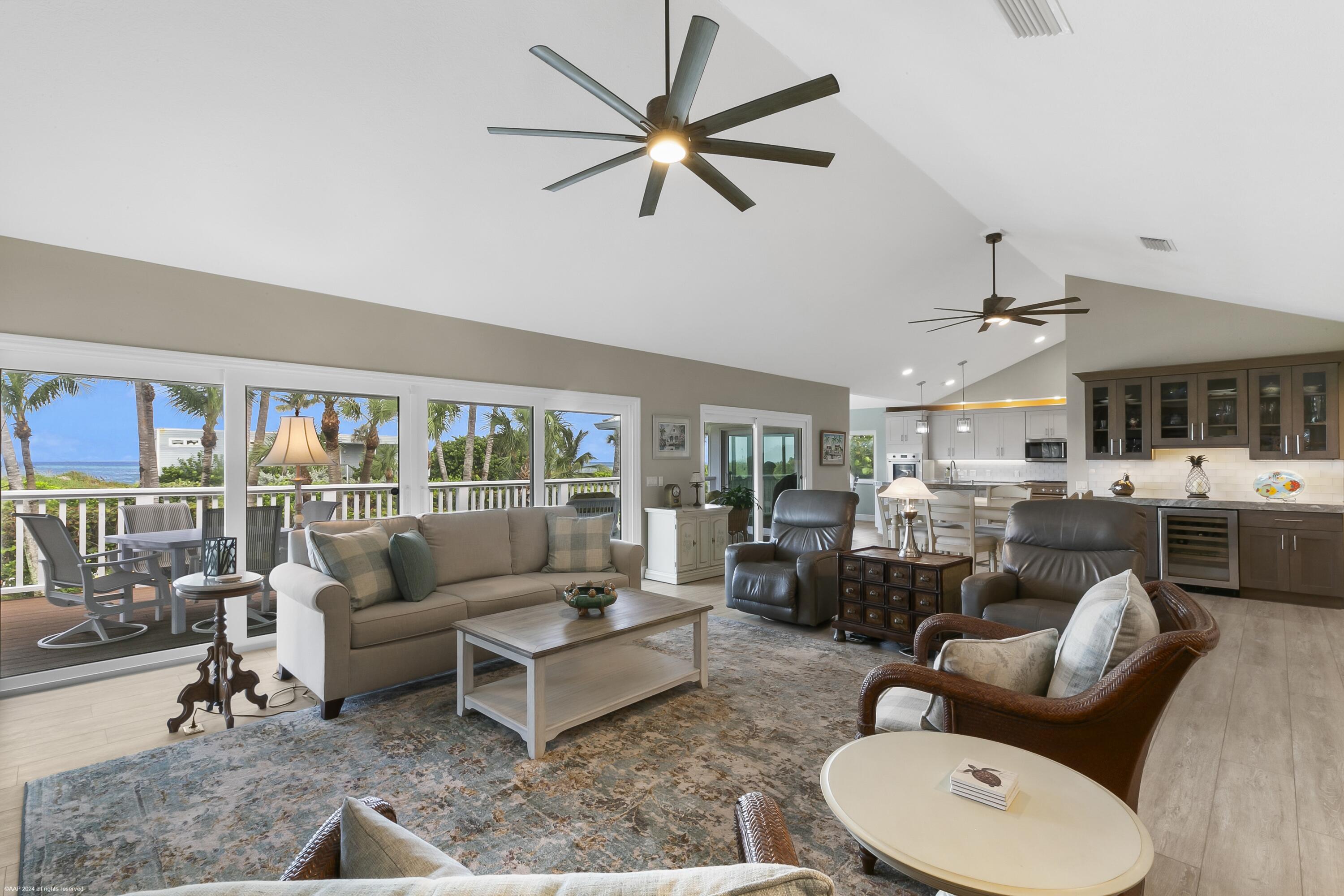 162 N Beach, Jupiter Island FL 33455
