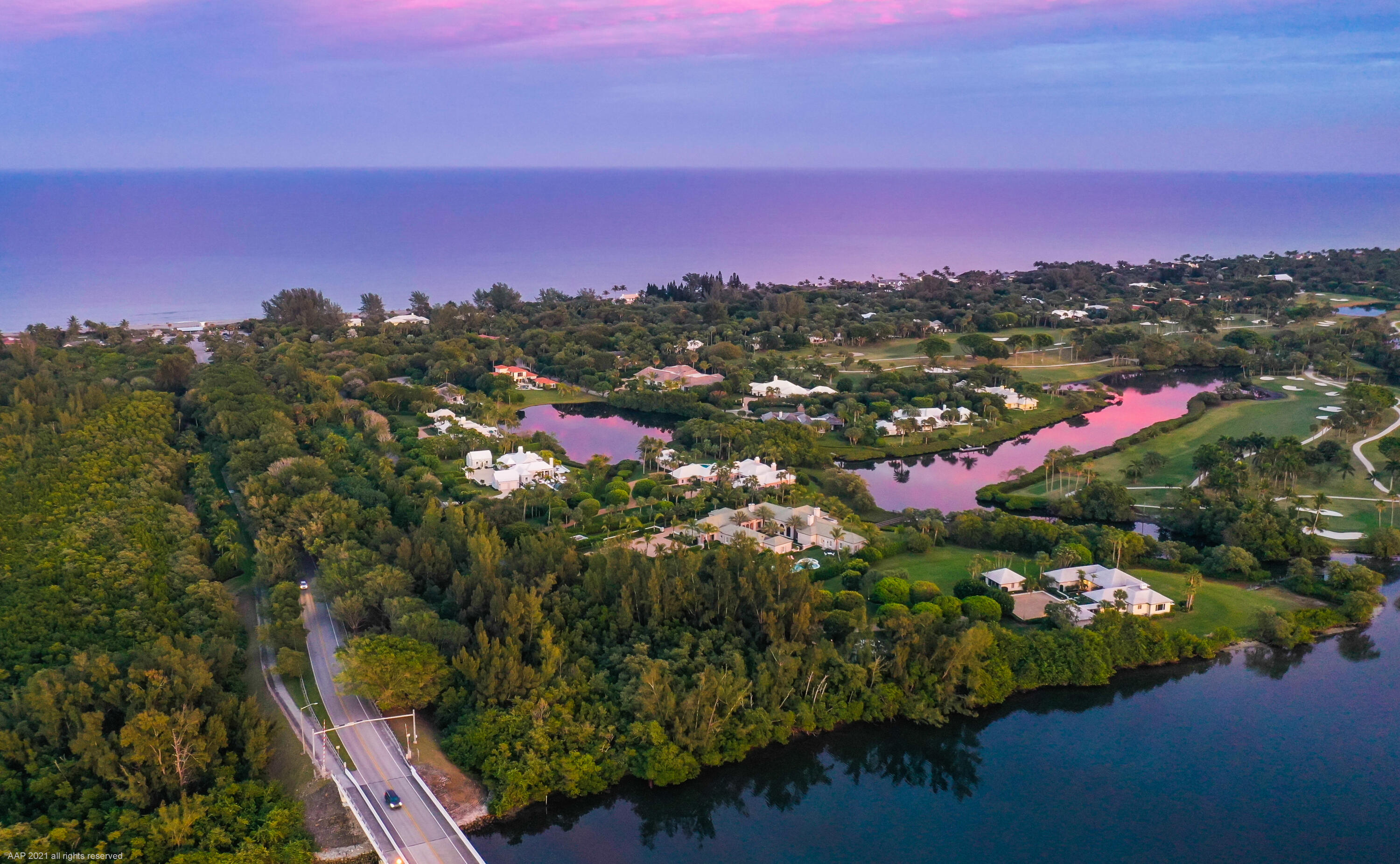 162 N Beach, Jupiter Island FL 33455