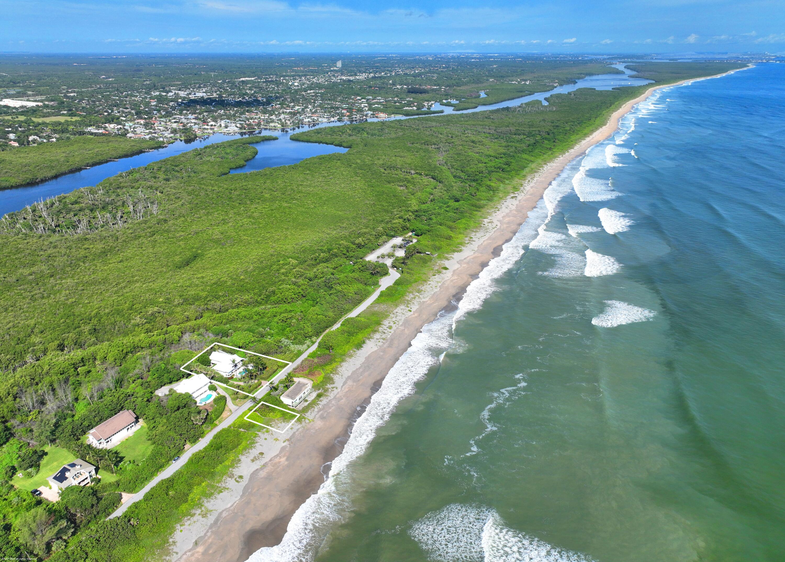 162 N Beach, Jupiter Island FL 33455