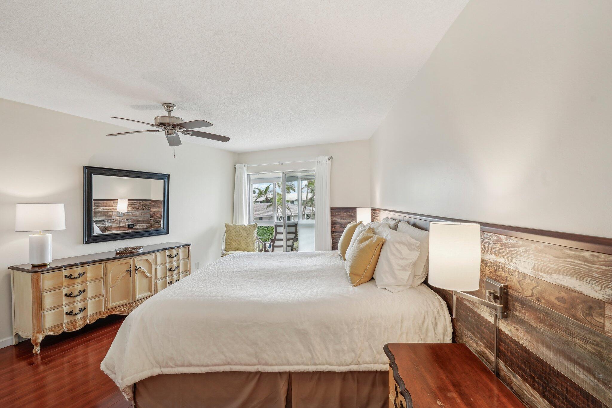 5540 N Ocean #212, Ocean Ridge FL 33435