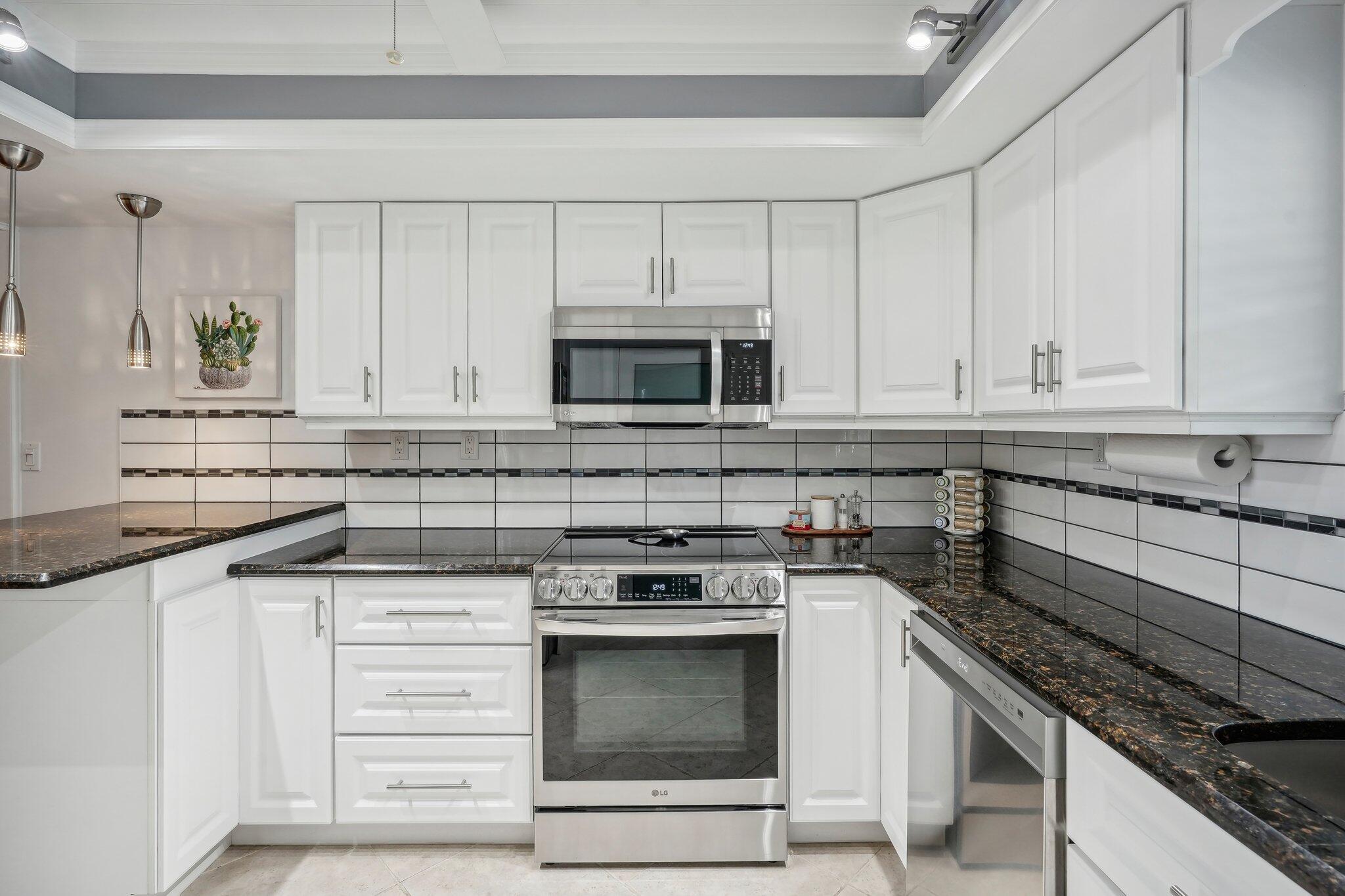 5540 N Ocean #212, Ocean Ridge FL 33435