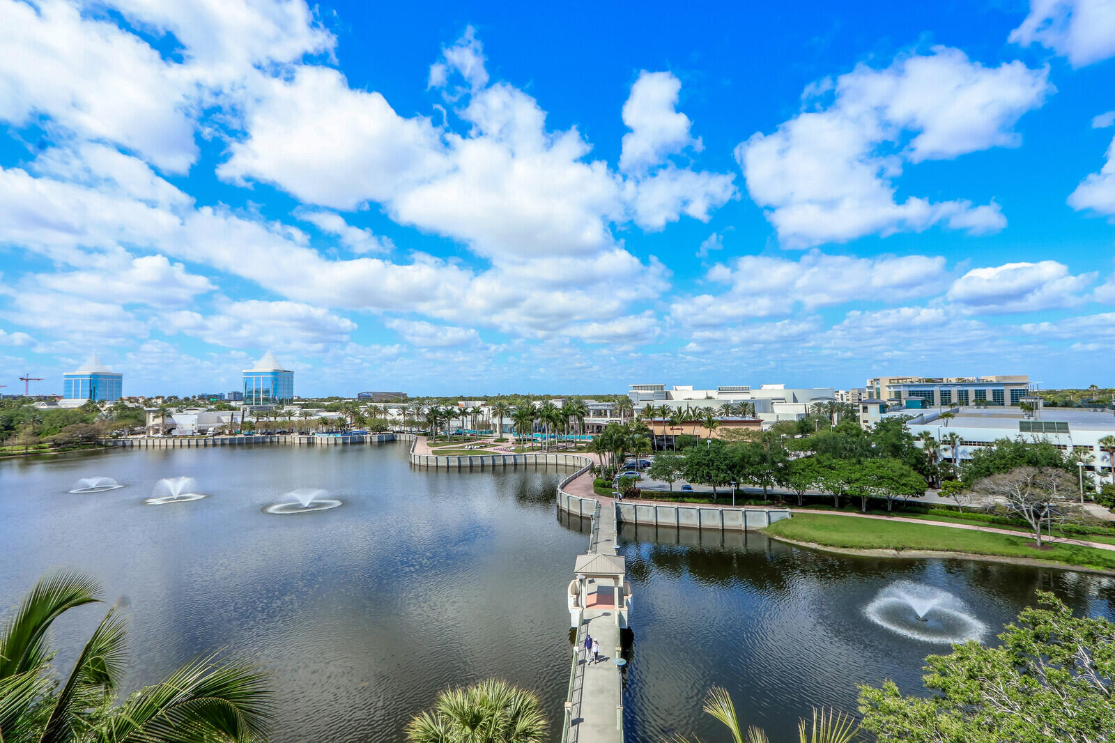 3620 Gardens #802b, Palm Beach Gardens FL 33410