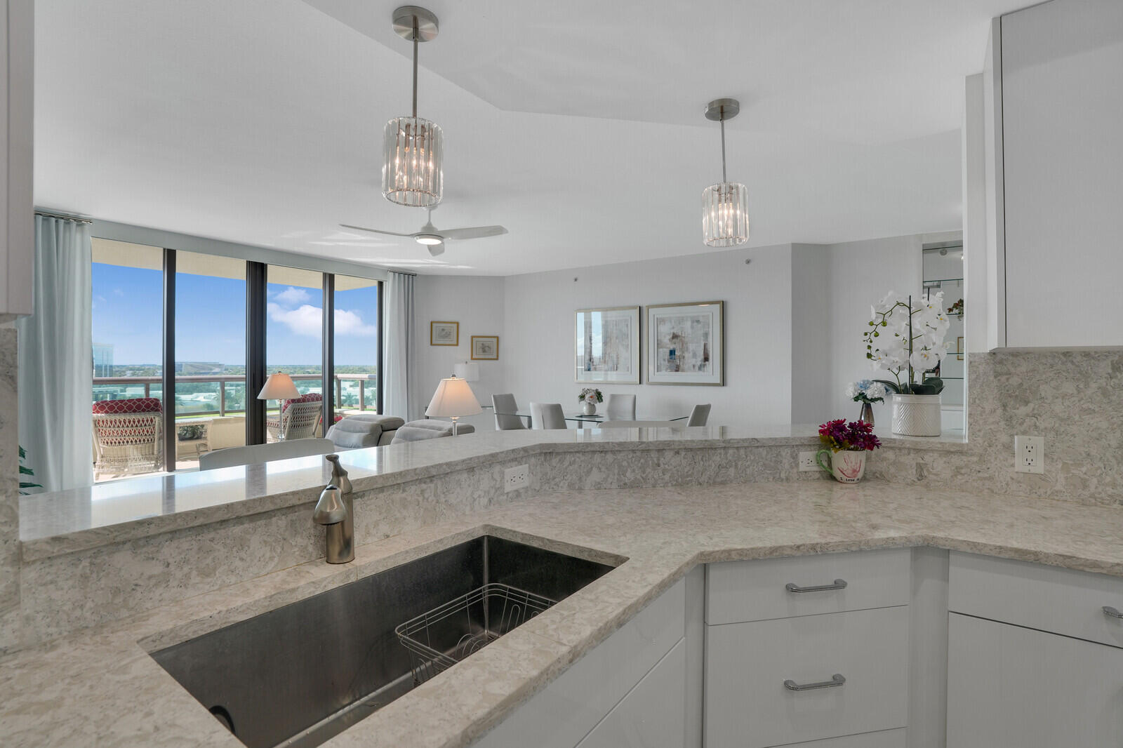 3620 Gardens #802b, Palm Beach Gardens FL 33410