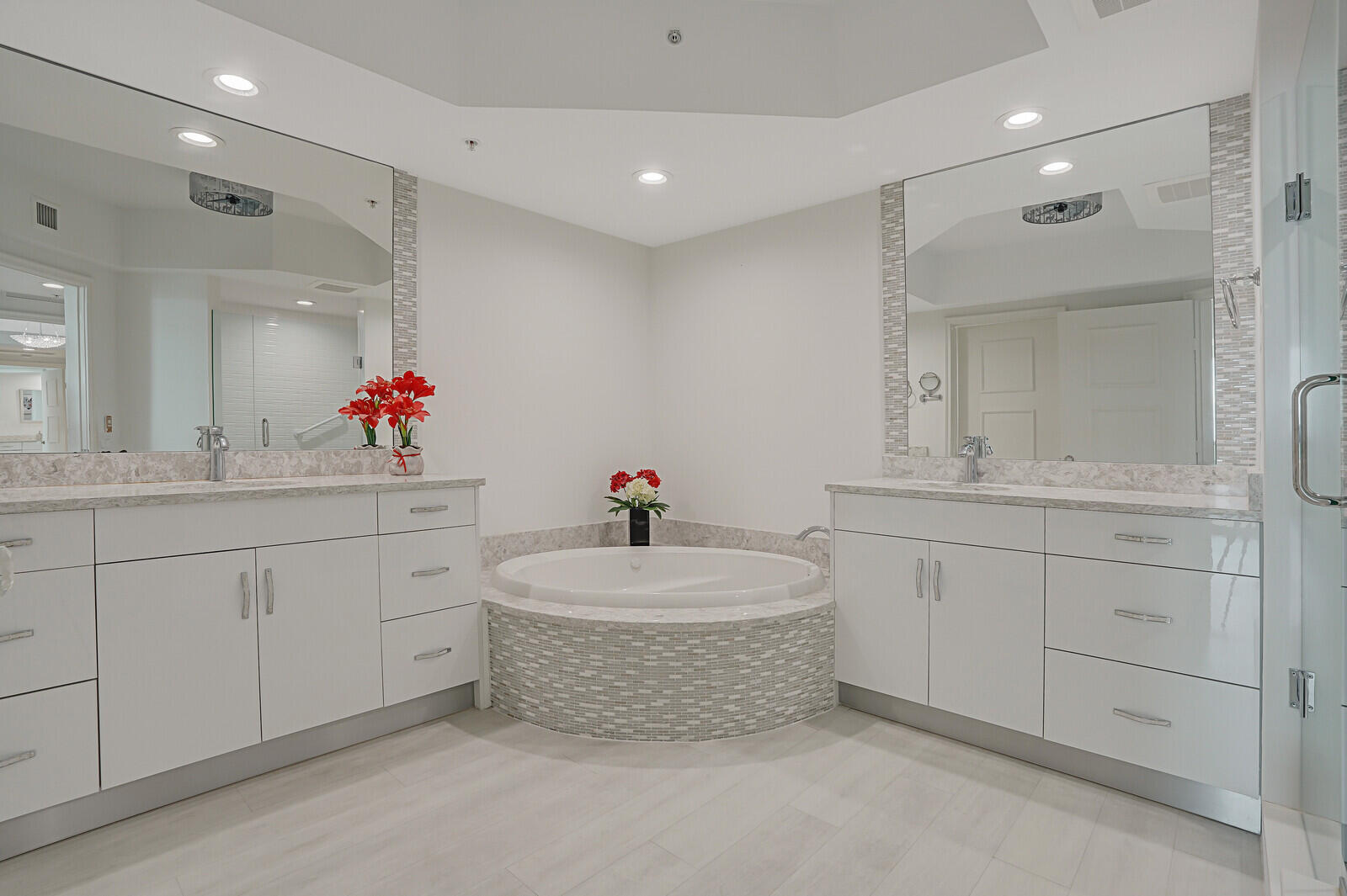 3620 Gardens #802b, Palm Beach Gardens FL 33410