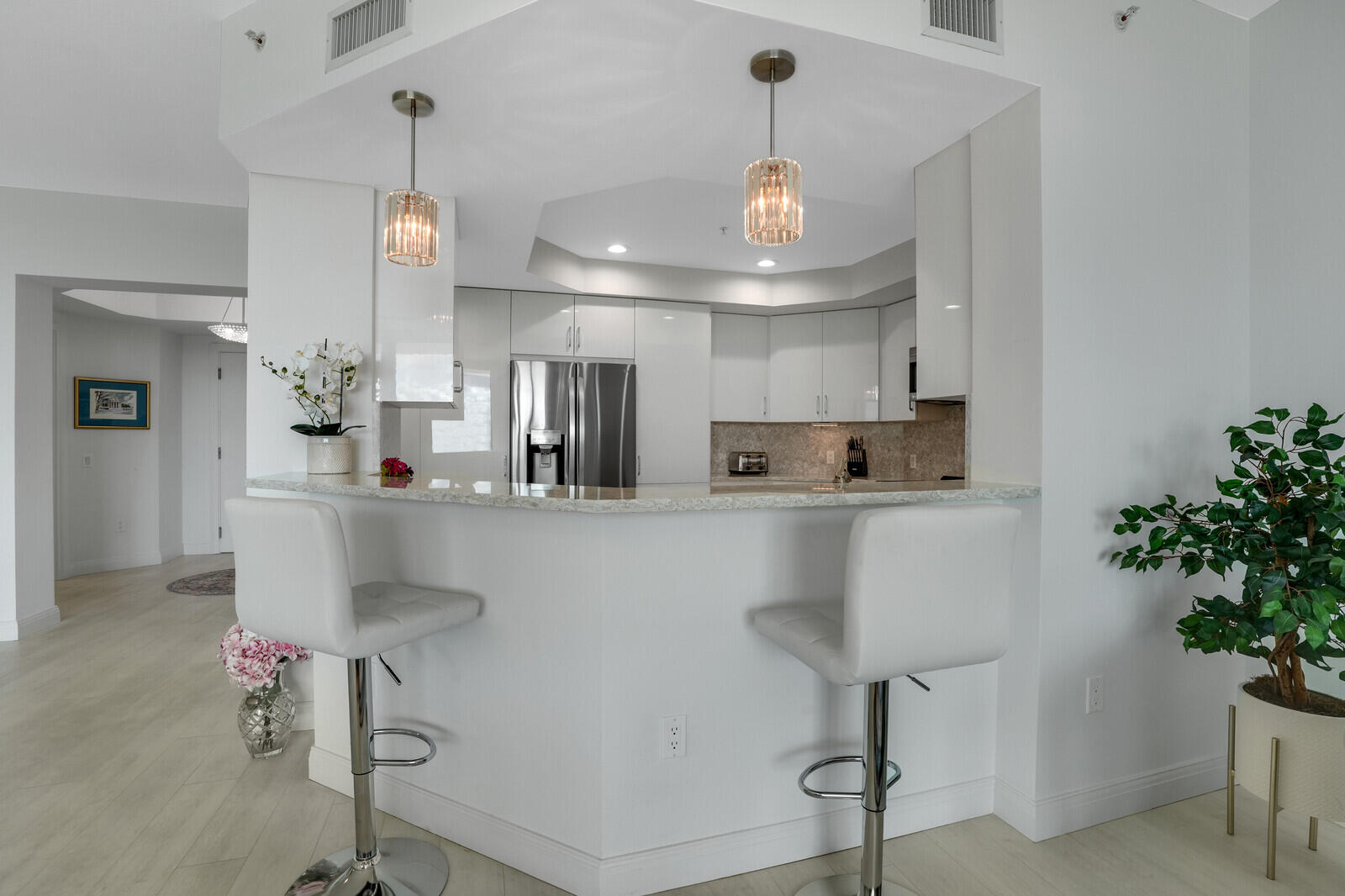 3620 Gardens #802b, Palm Beach Gardens FL 33410