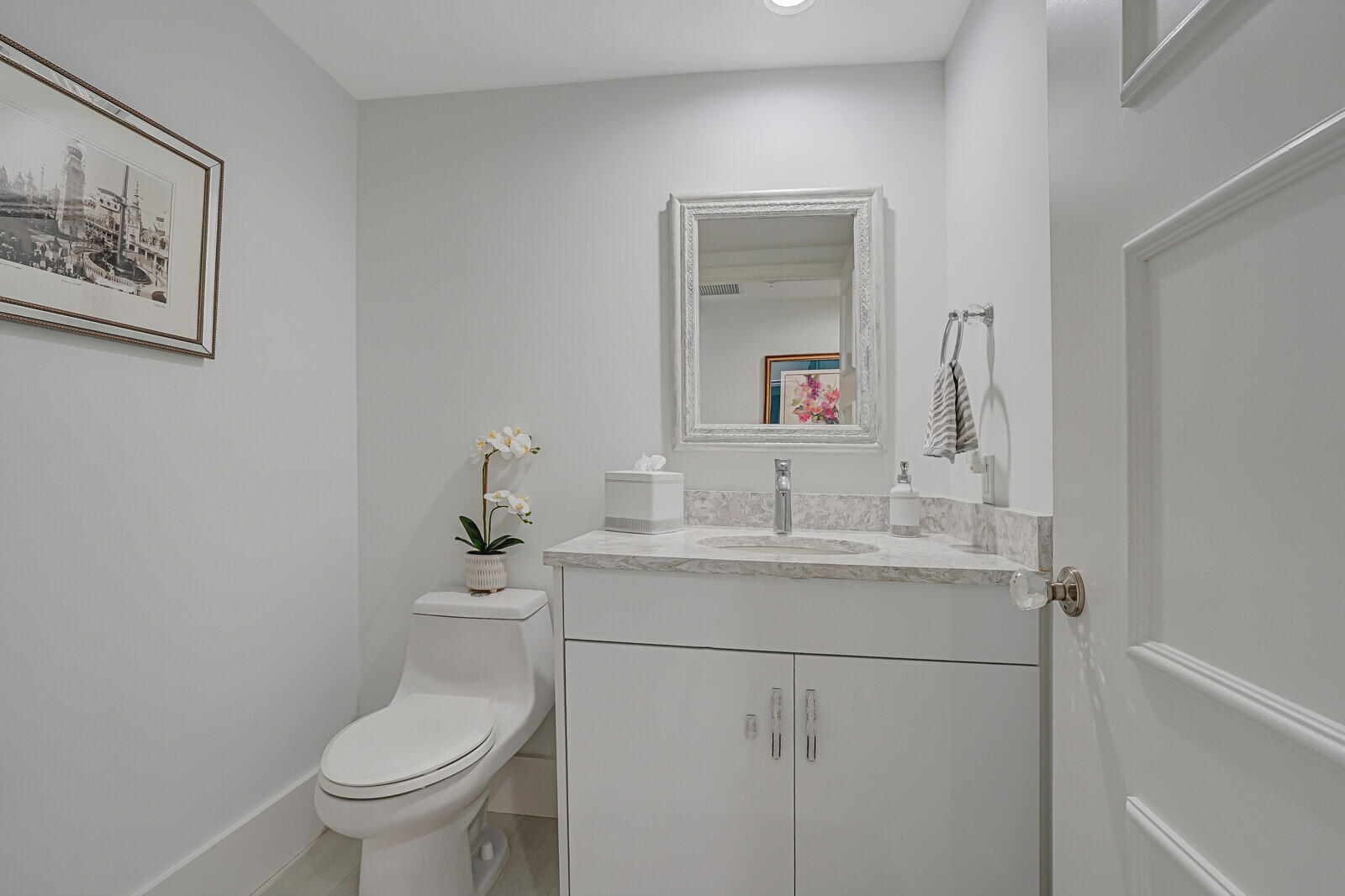 3620 Gardens #802b, Palm Beach Gardens FL 33410