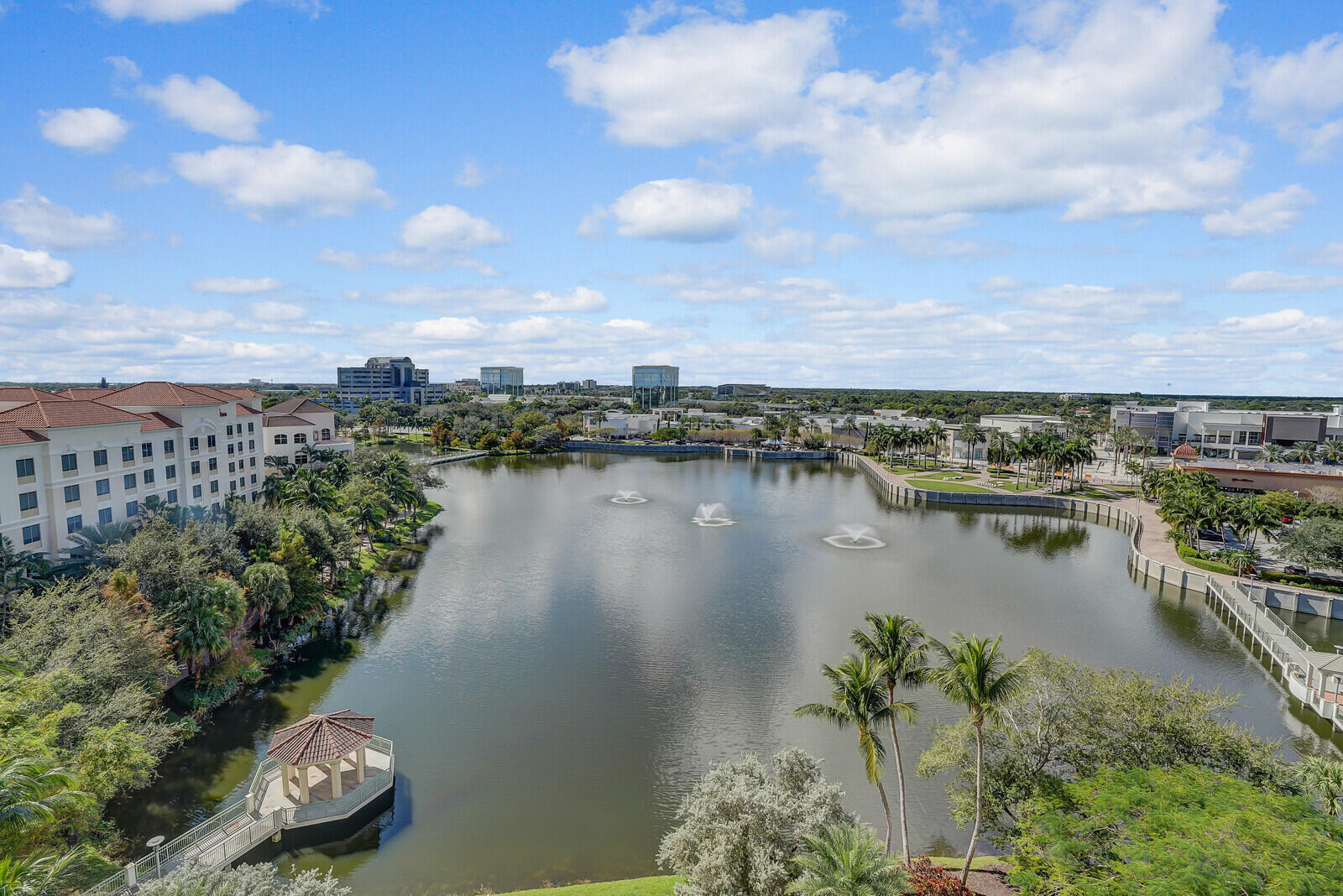 3620 Gardens #802b, Palm Beach Gardens FL 33410