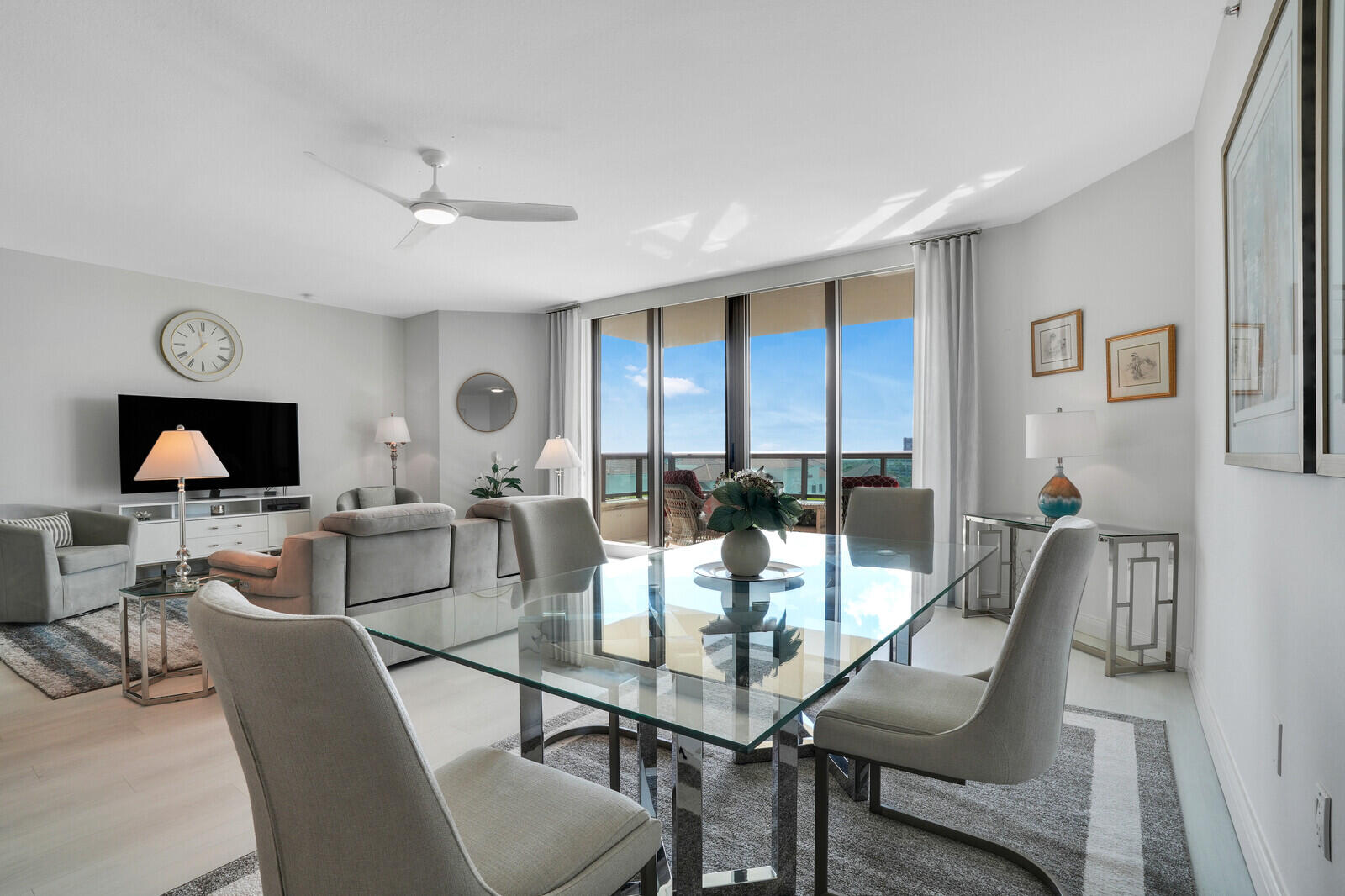 3620 Gardens #802b, Palm Beach Gardens FL 33410