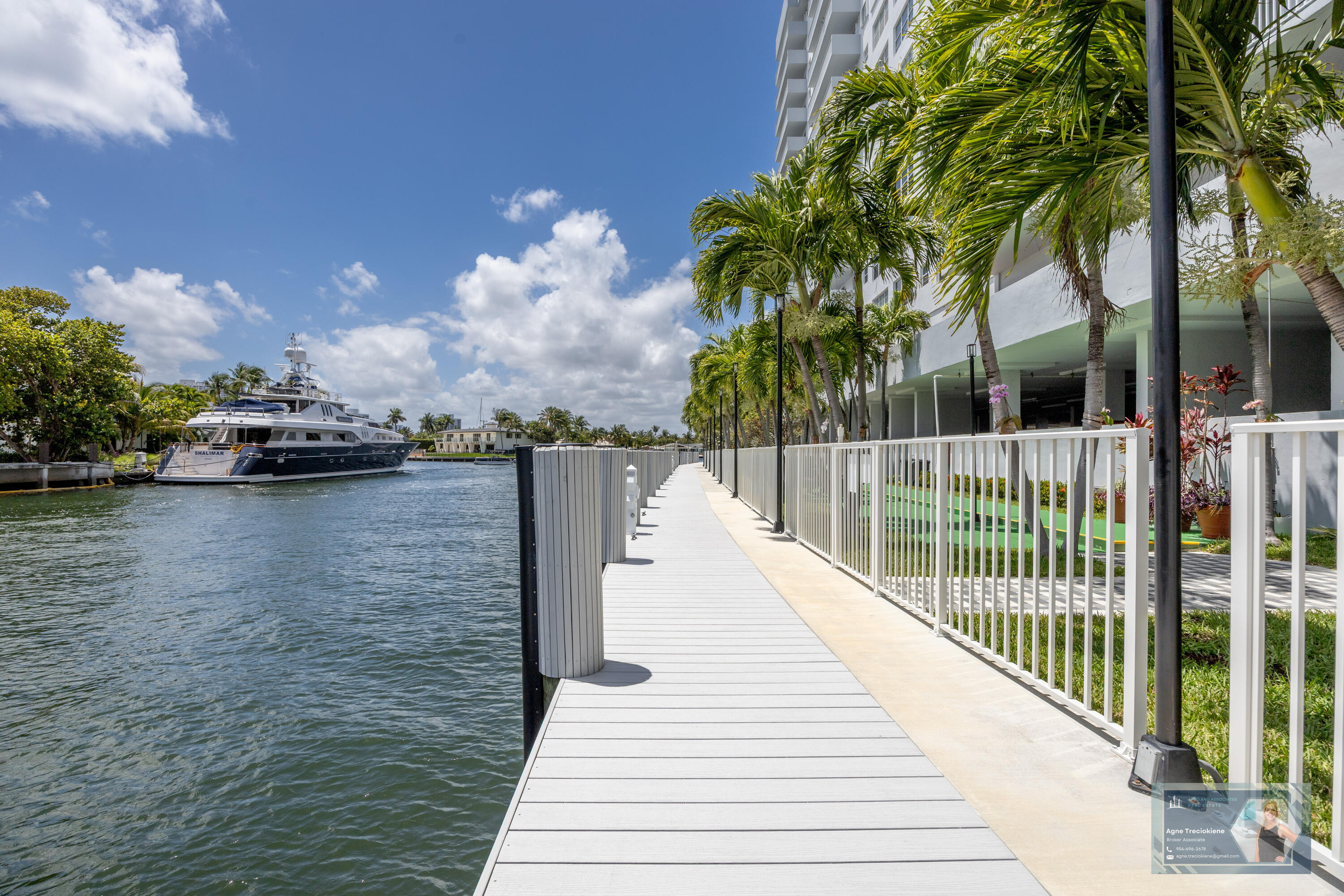 137 Golden Isles #914, Hallandale Beach FL 33009