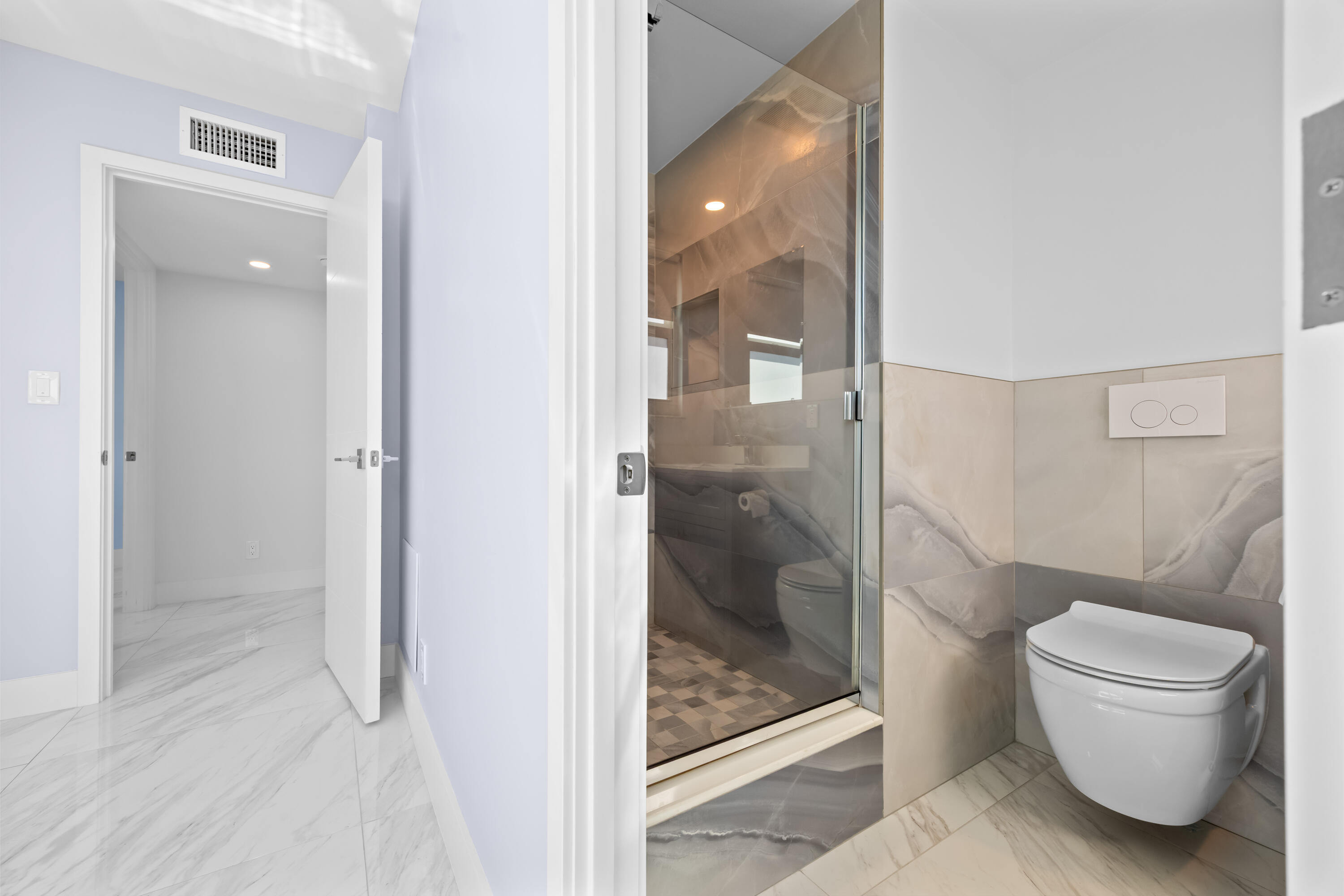 137 Golden Isles #914, Hallandale Beach FL 33009