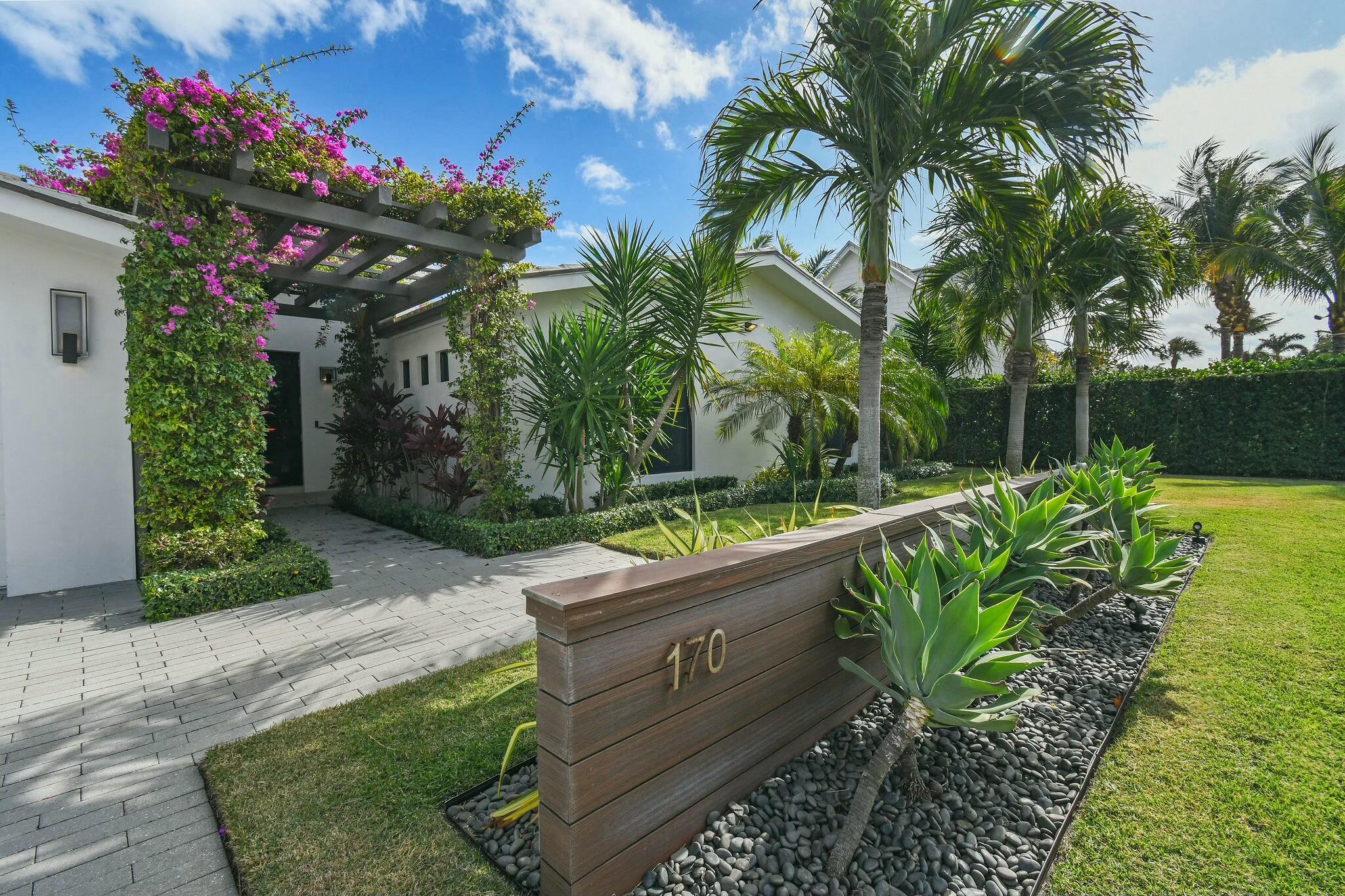 170 Beacon, Jupiter Inlet Colony FL 33469
