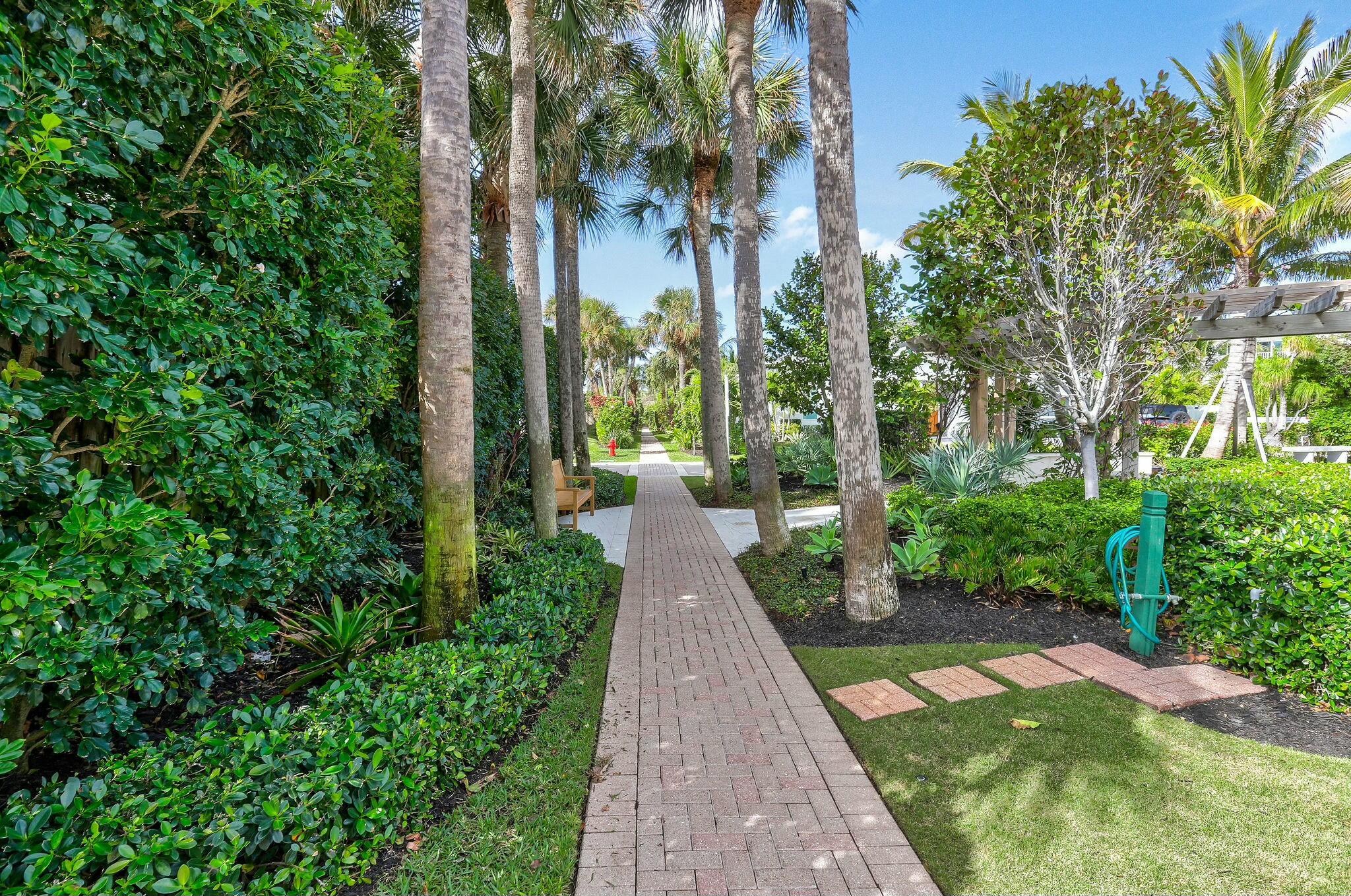 170 Beacon, Jupiter Inlet Colony FL 33469