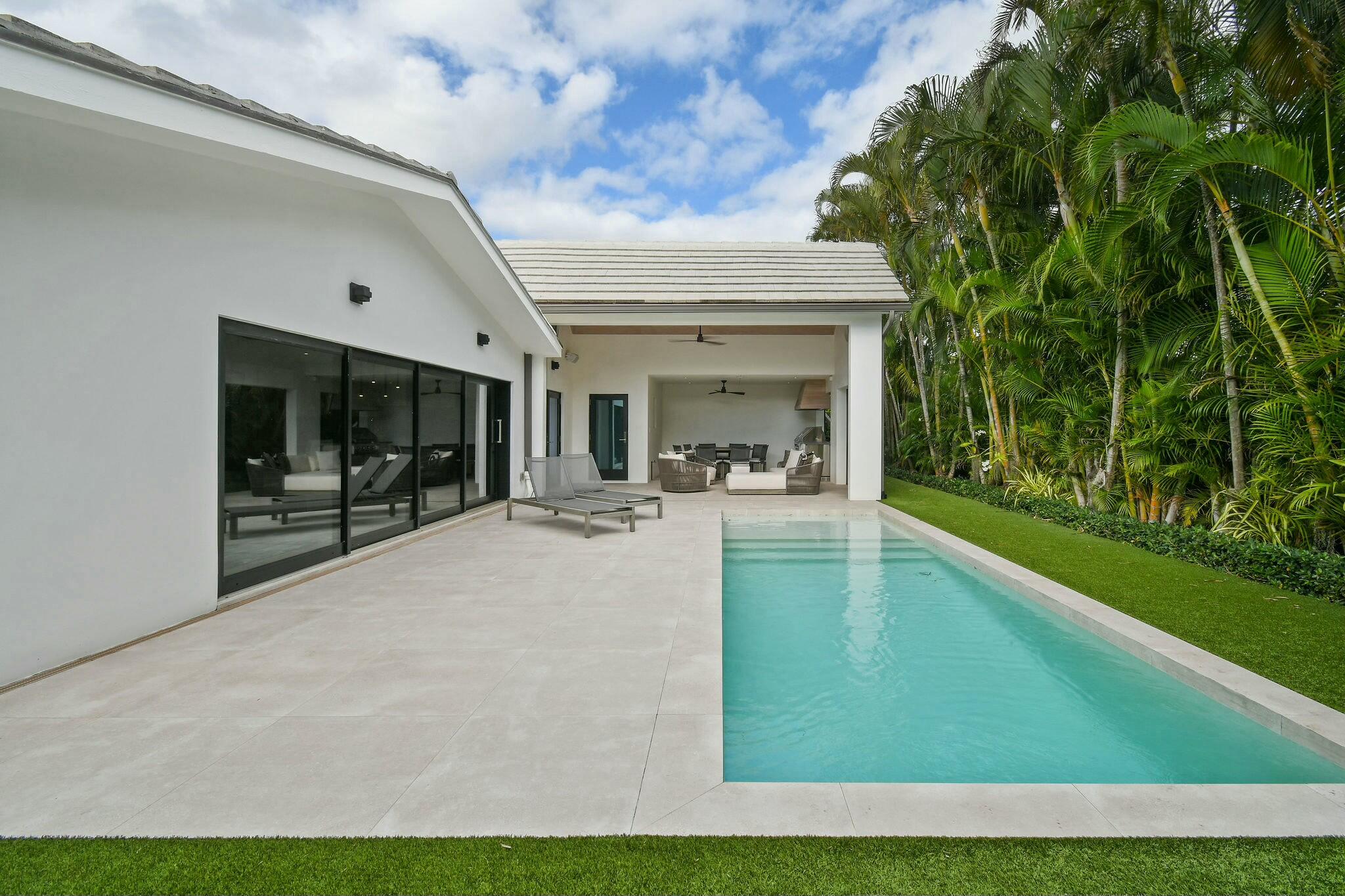 170 Beacon, Jupiter Inlet Colony FL 33469