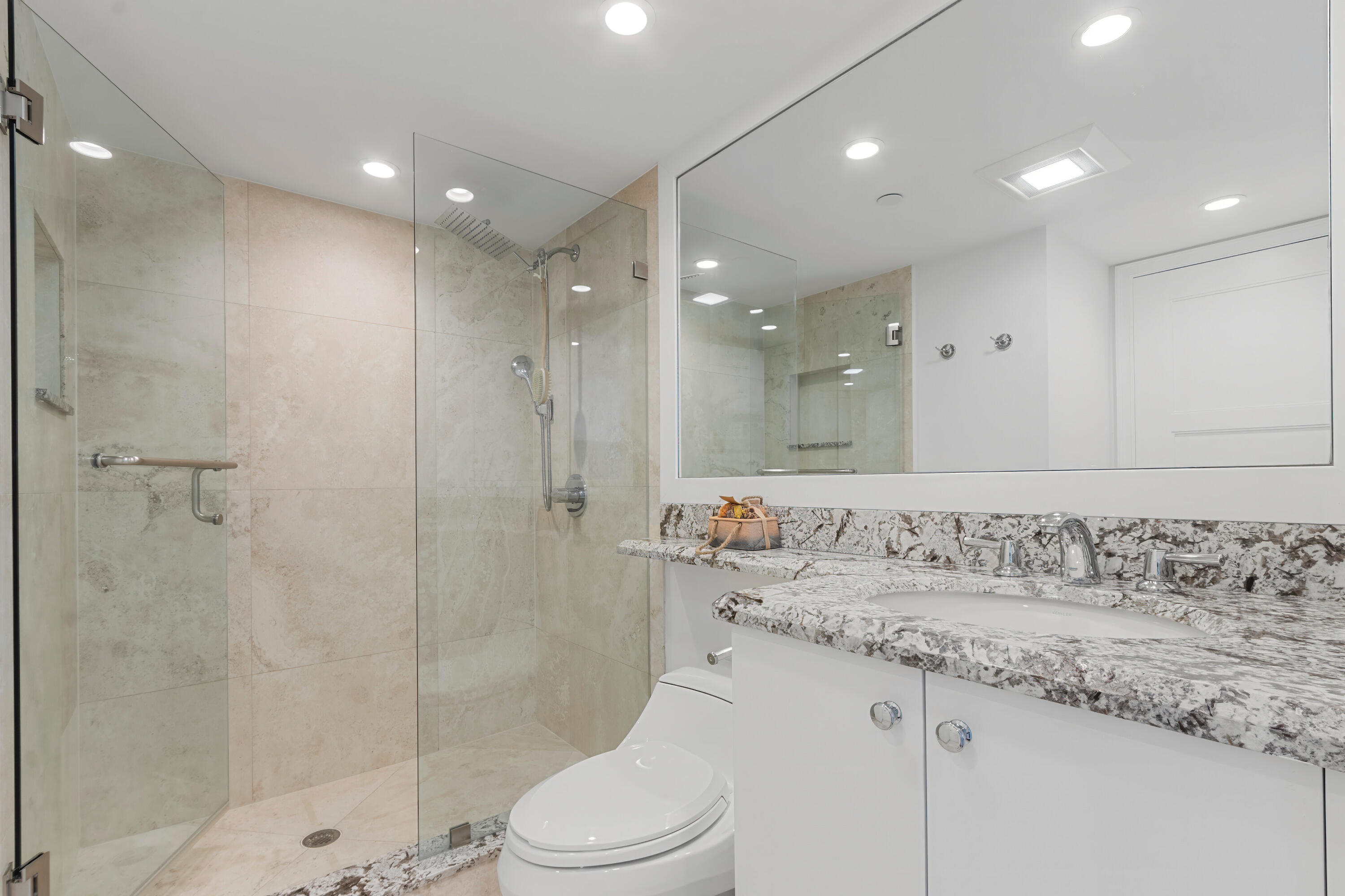 250 S Ocean 4e #4-e, Boca Raton FL 33432