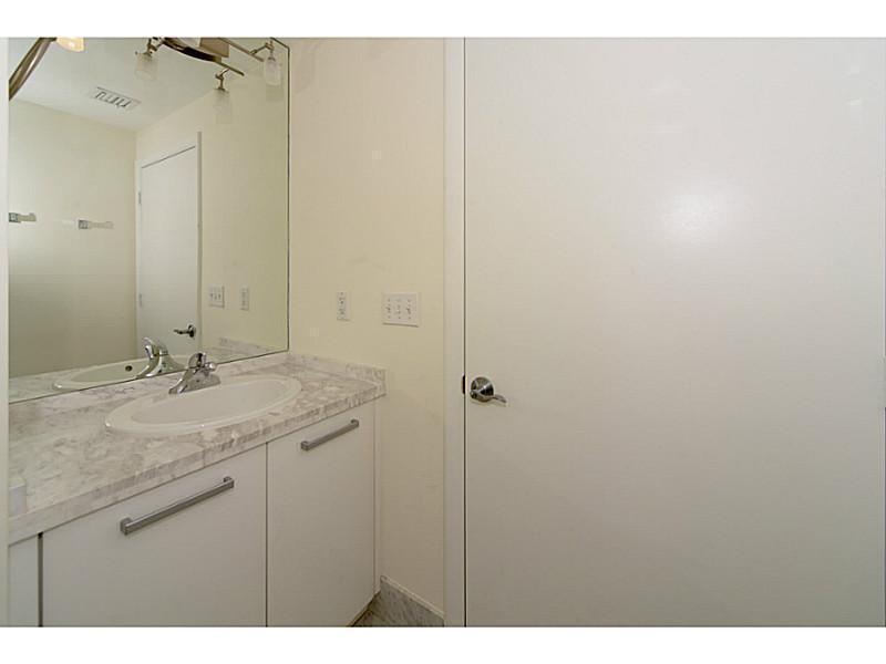 253 NE 2nd #2710, Miami FL 33132