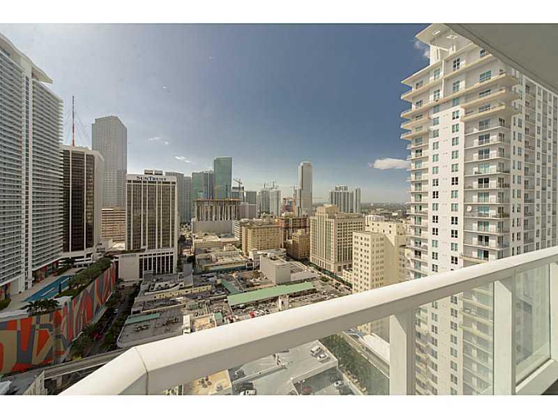 253 NE 2nd #2710, Miami FL 33132